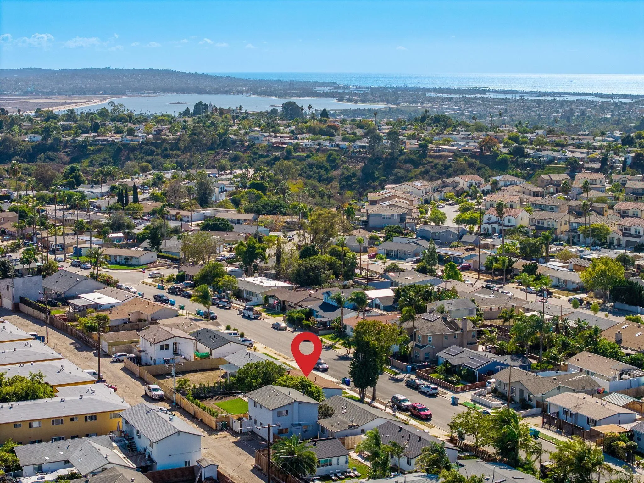 https://cdn.realtyfeed.com/cdn/127/260025836/20978dfbe02fa0101526ad72cbf97971.webp