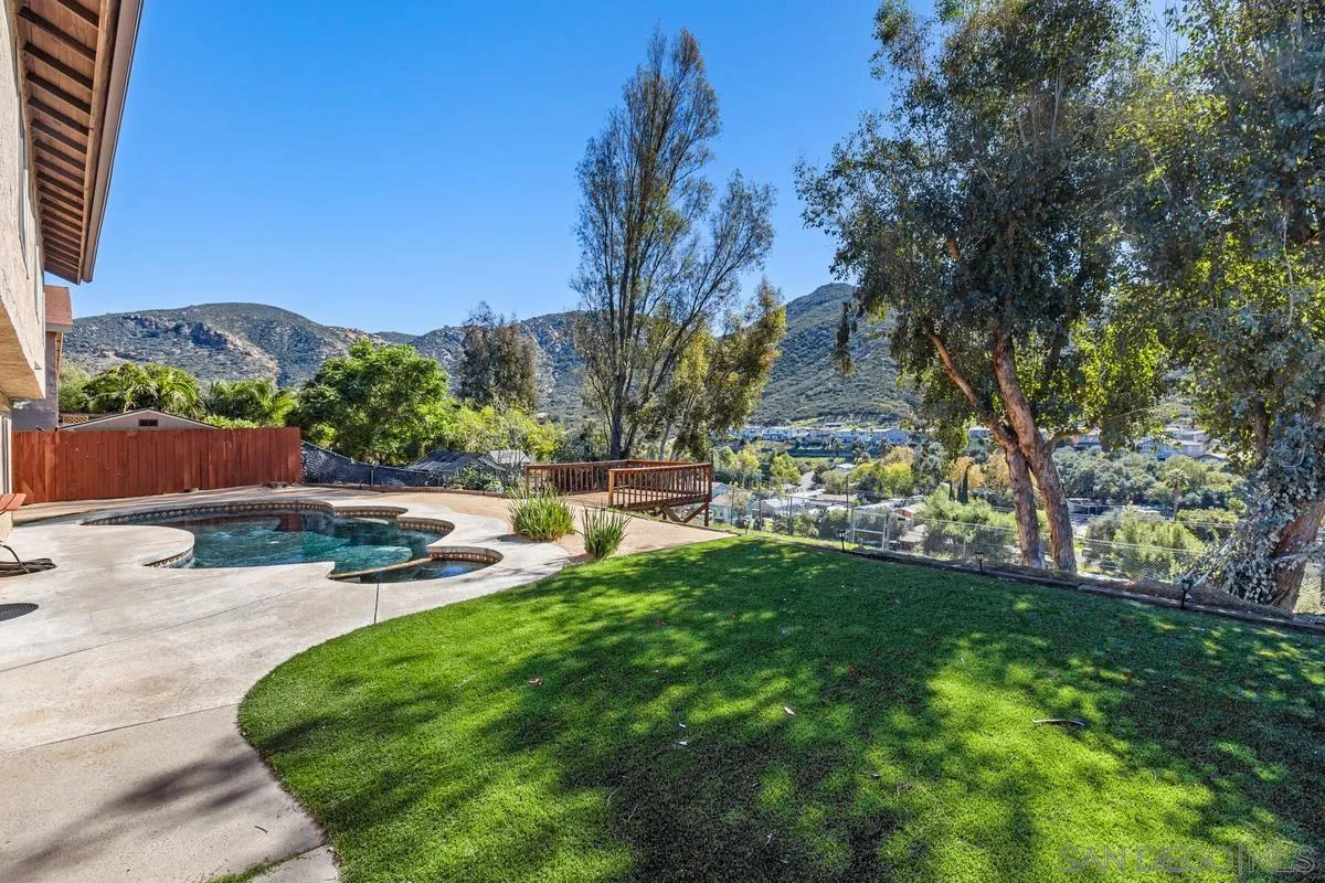 14541 Miguel Lane, El Cajon, CA 92021