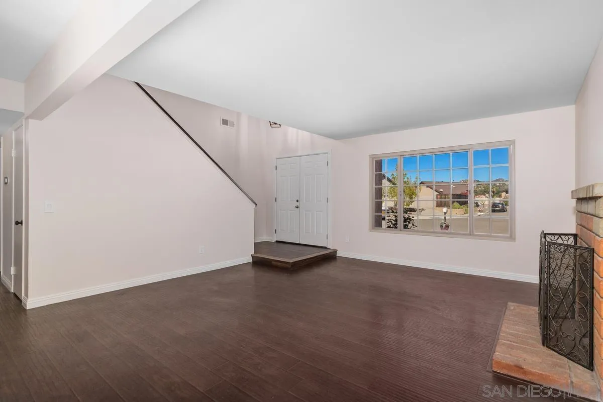 14541 Miguel Lane, El Cajon, CA 92021