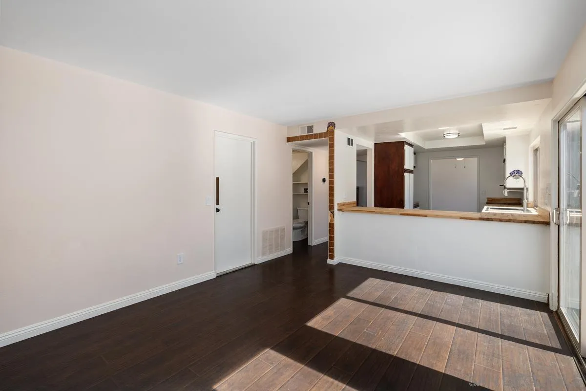 14541 Miguel Lane, El Cajon, CA 92021