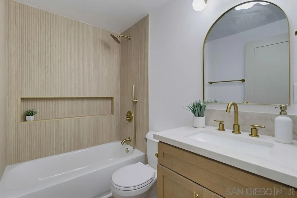 5478 Honors, San Diego, CA 92122 5478 Honors, San Diego, CA 92122