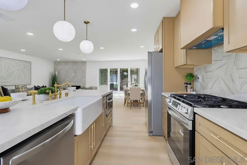 5478 Honors, San Diego, CA 92122 5478 Honors, San Diego, CA 92122
