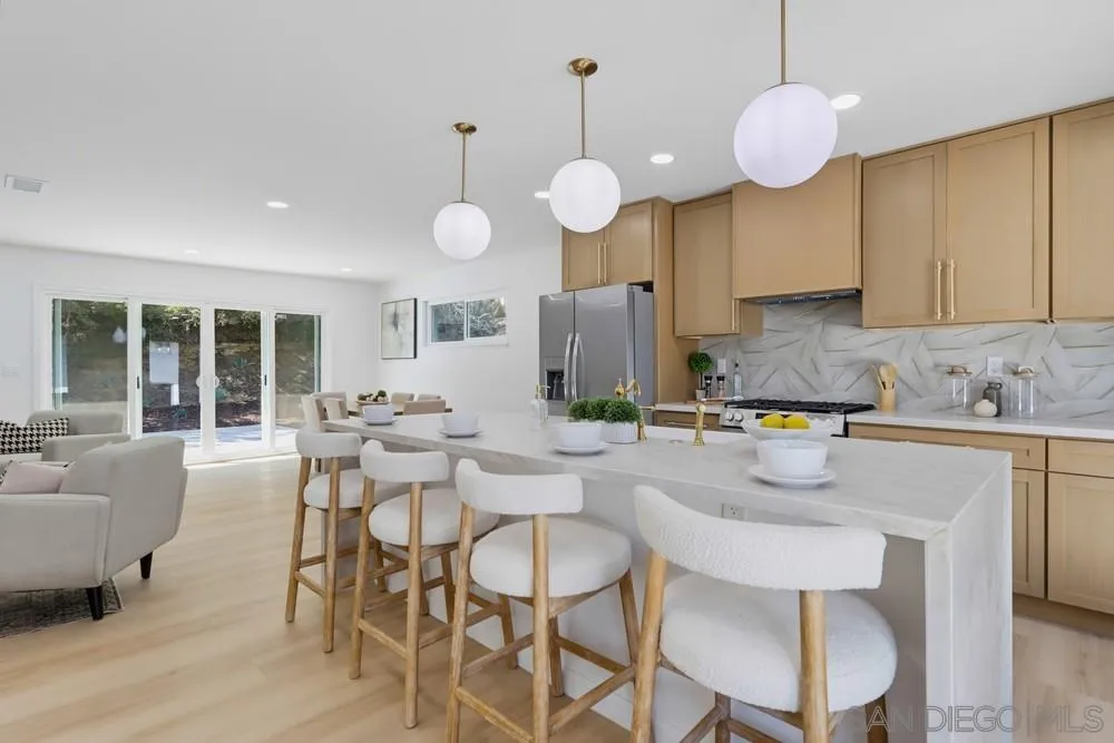 5478 Honors, San Diego, CA 92122 5478 Honors, San Diego, CA 92122