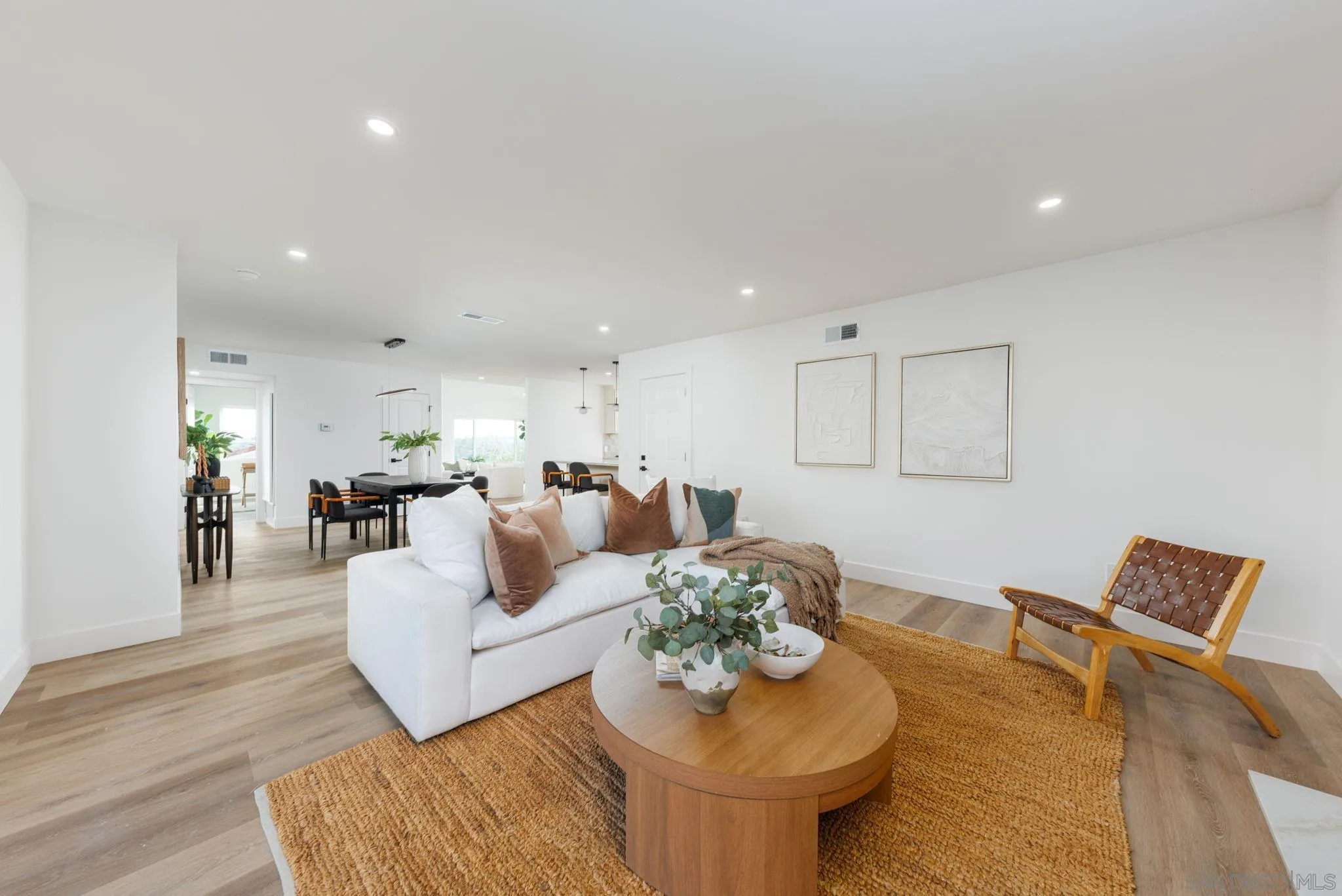 4033 Lorraine Ann Dr, La Mesa, CA 91941