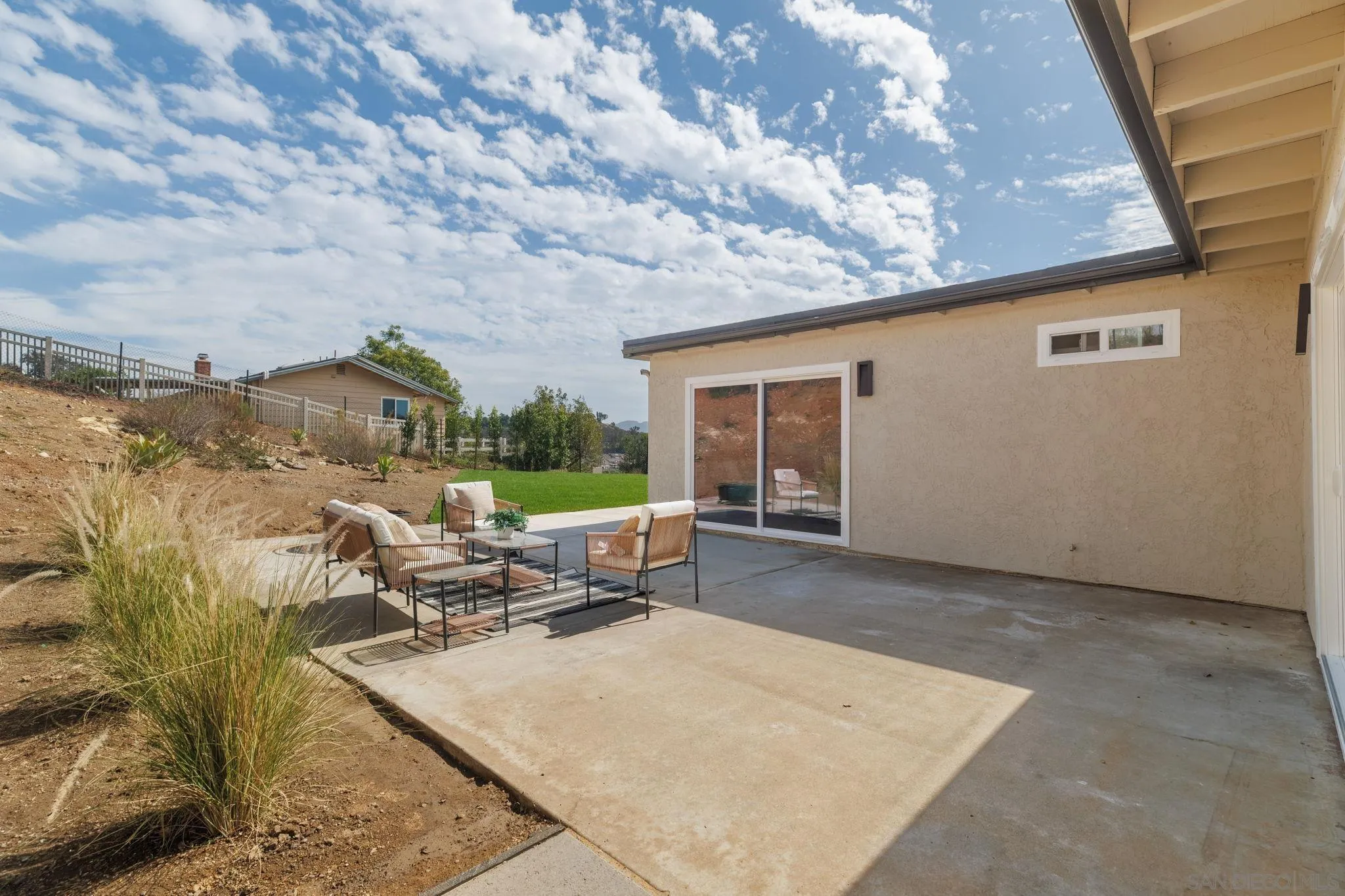 4033 Lorraine Ann Dr, La Mesa, CA 91941