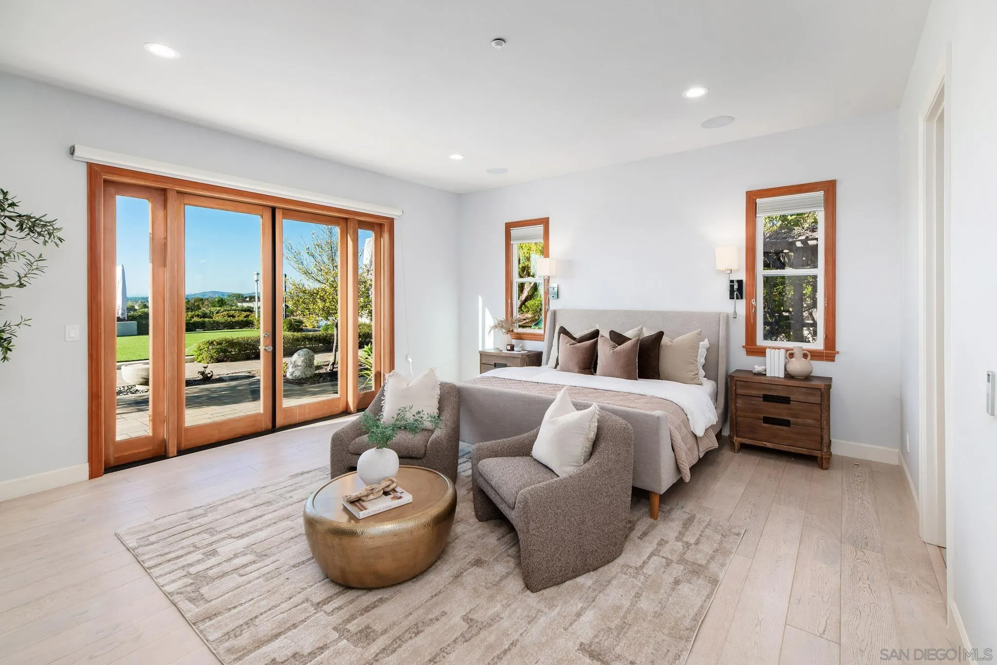 14118 Caminito Vistana, San Diego, CA 92130 14118 Caminito Vistana, San Diego, CA 92130