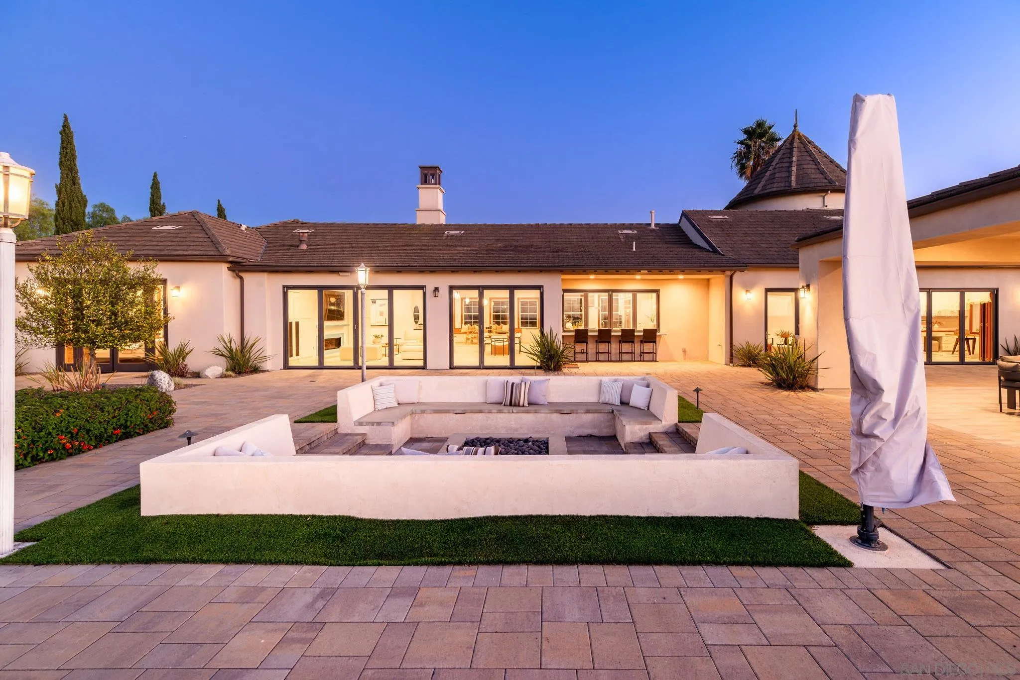 14118 Caminito Vistana, San Diego, CA 92130 14118 Caminito Vistana, San Diego, CA 92130