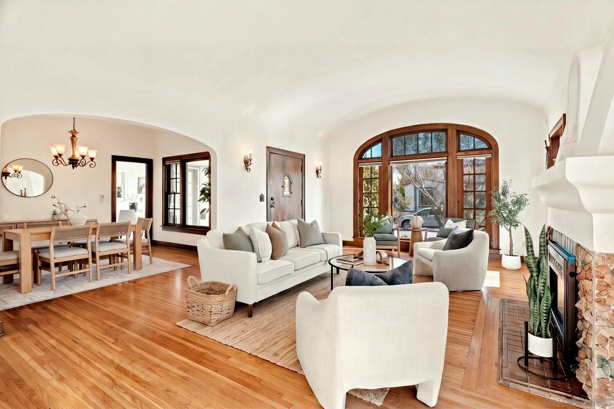 4632 W Talmadge Drive, San Diego, CA 92116 4632 W Talmadge Drive, San Diego, CA 92116