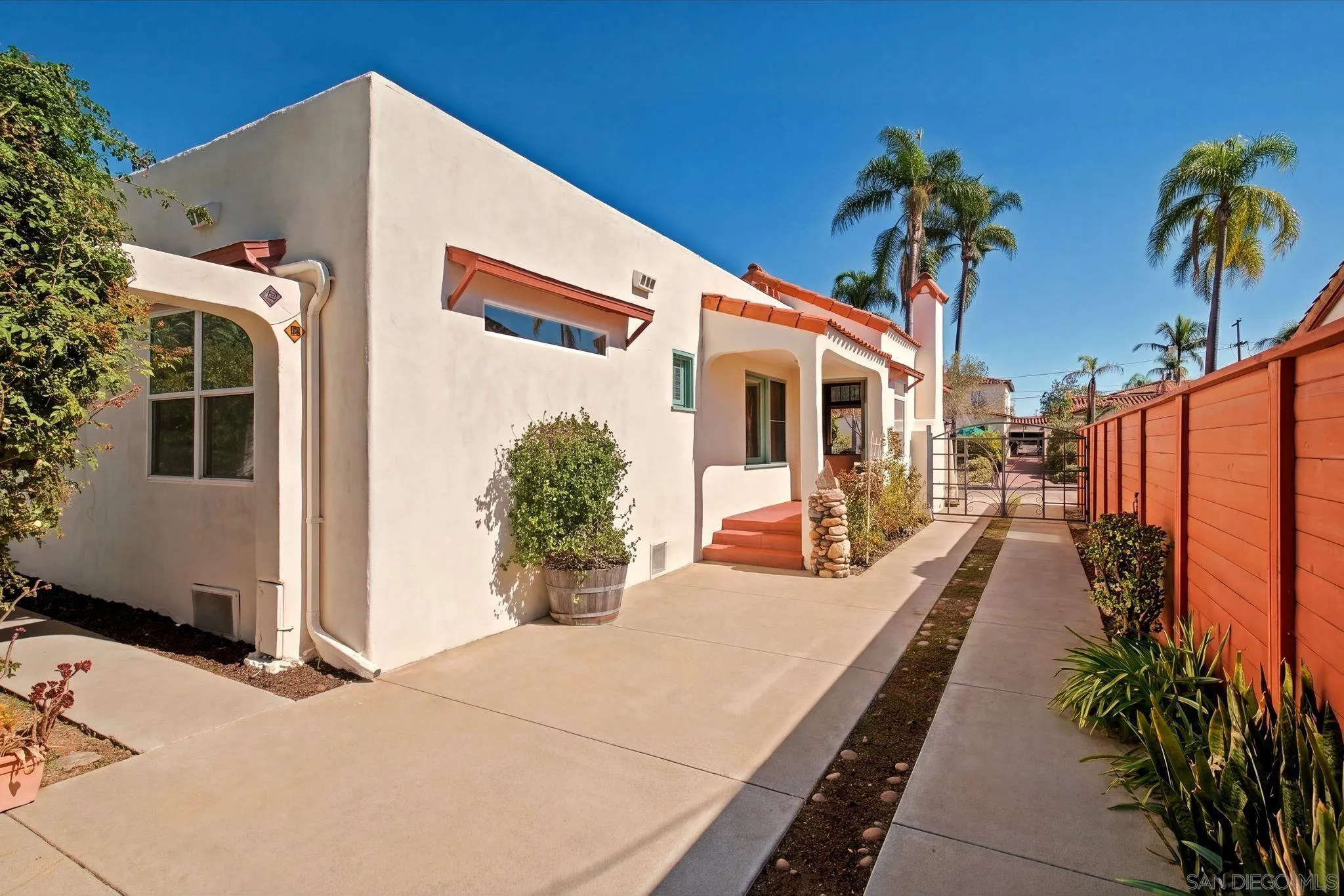 4632 W Talmadge Drive, San Diego, CA 92116 4632 W Talmadge Drive, San Diego, CA 92116