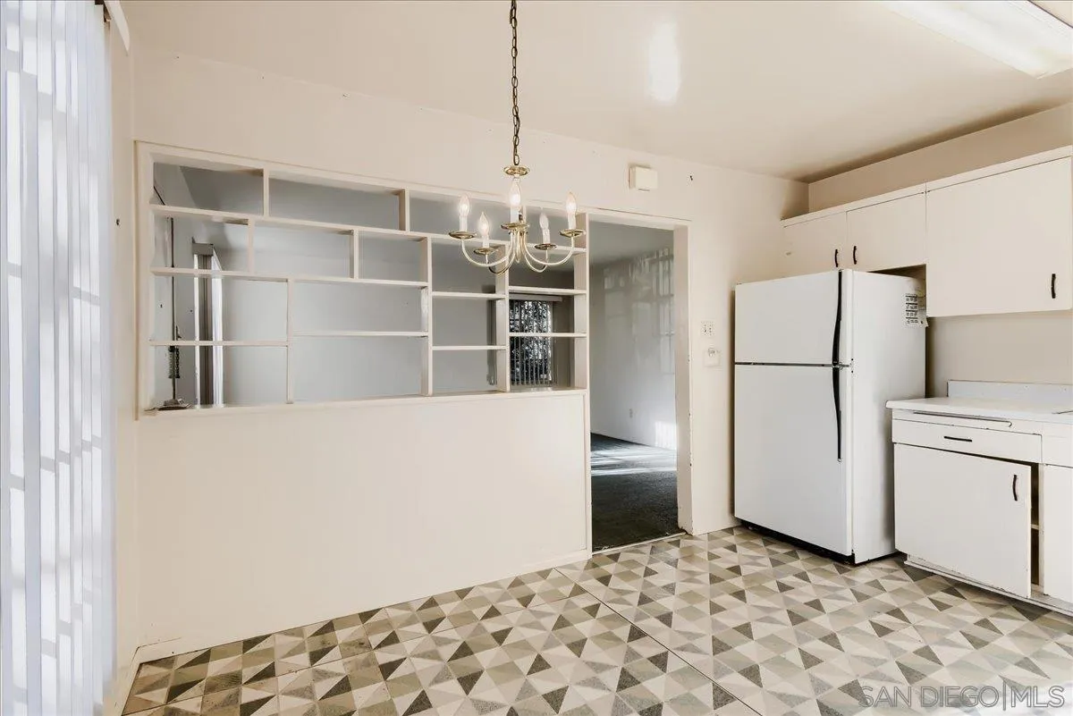 https://cdn.realtyfeed.com/cdn/127/260025860/1a99f0779052f86e022a2f0d2fe63a1c.webp