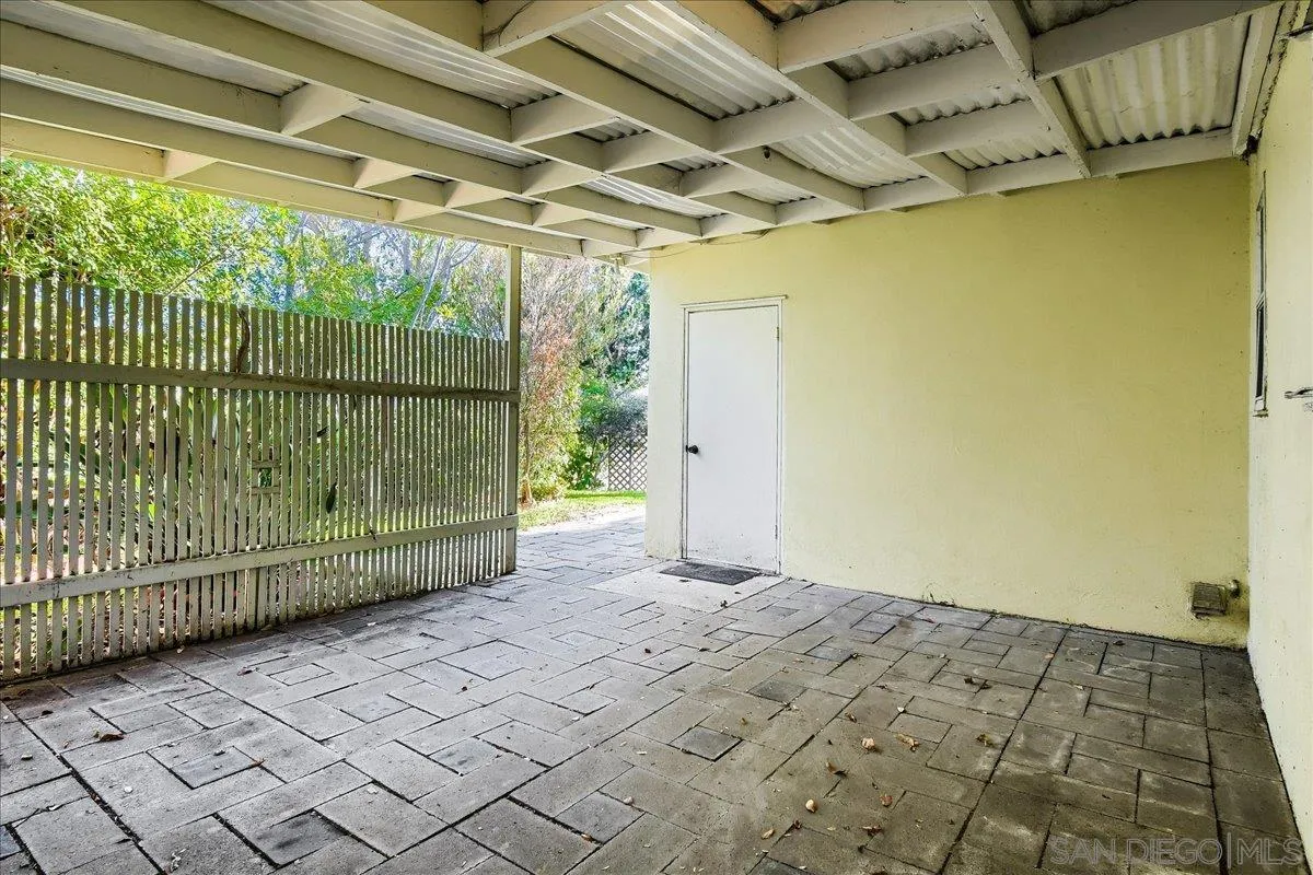 https://cdn.realtyfeed.com/cdn/127/260025860/e9400afbfdc0243e1a3b5918533862b4.webp