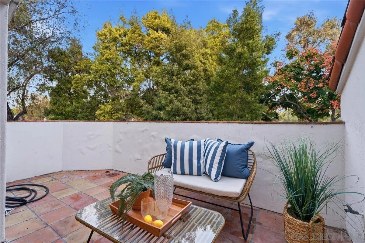 16110 Avenida Venusto, #5, San Diego, CA 92128 16110 Avenida Venusto, #5, San Diego, CA 92128