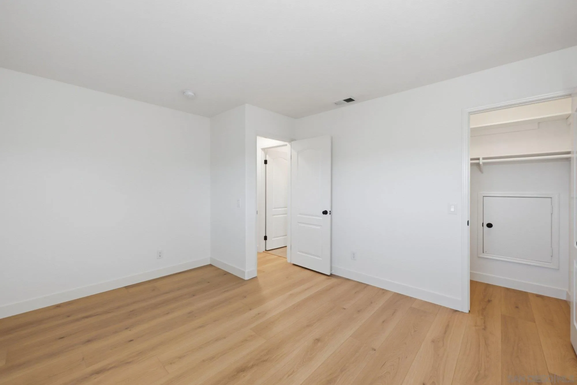 3106 Corte Nina, Carlsbad, CA 92009 3106 Corte Nina, Carlsbad, CA 92009