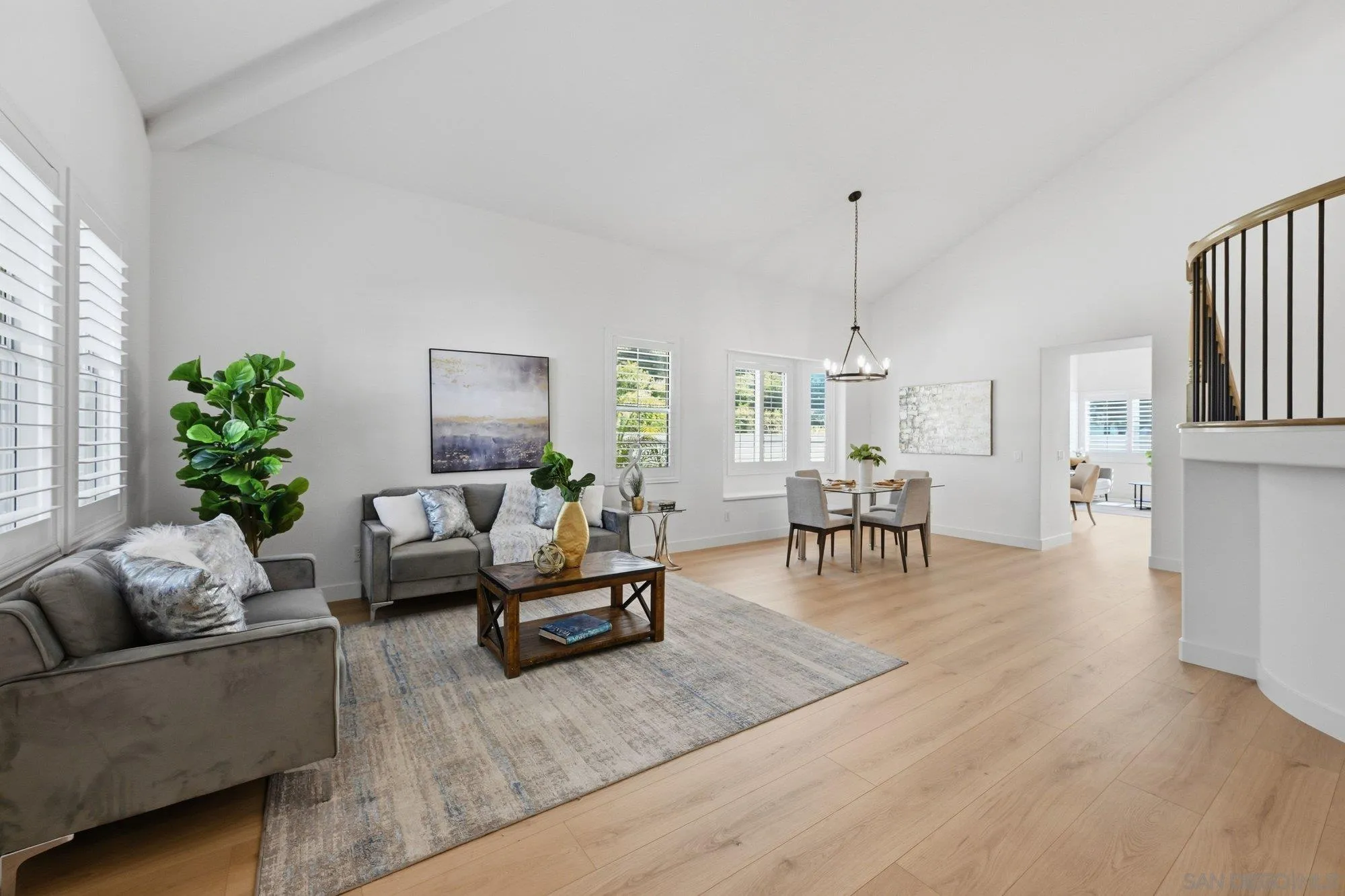 3106 Corte Nina, Carlsbad, CA 92009 3106 Corte Nina, Carlsbad, CA 92009