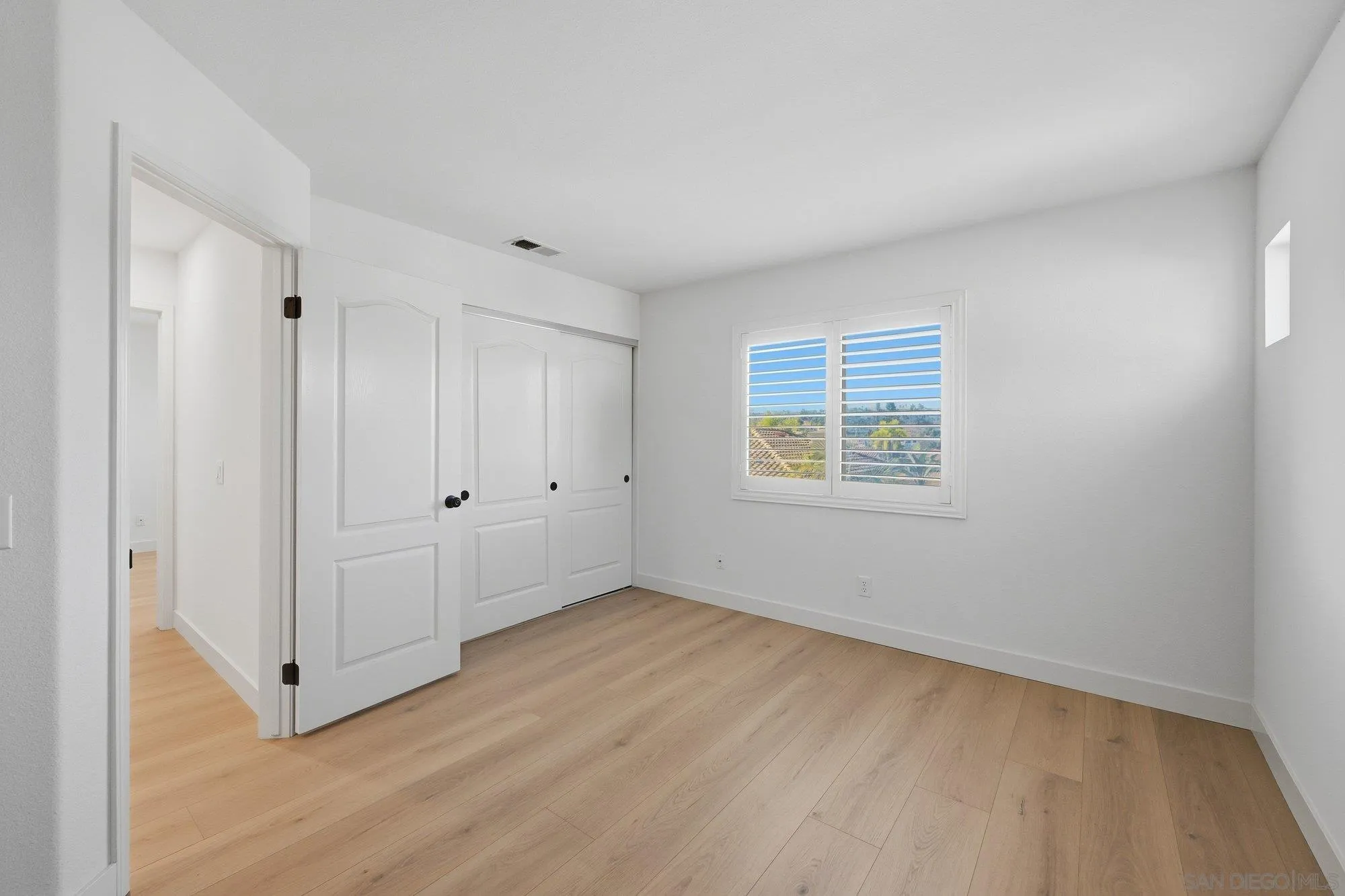3106 Corte Nina, Carlsbad, CA 92009 3106 Corte Nina, Carlsbad, CA 92009
