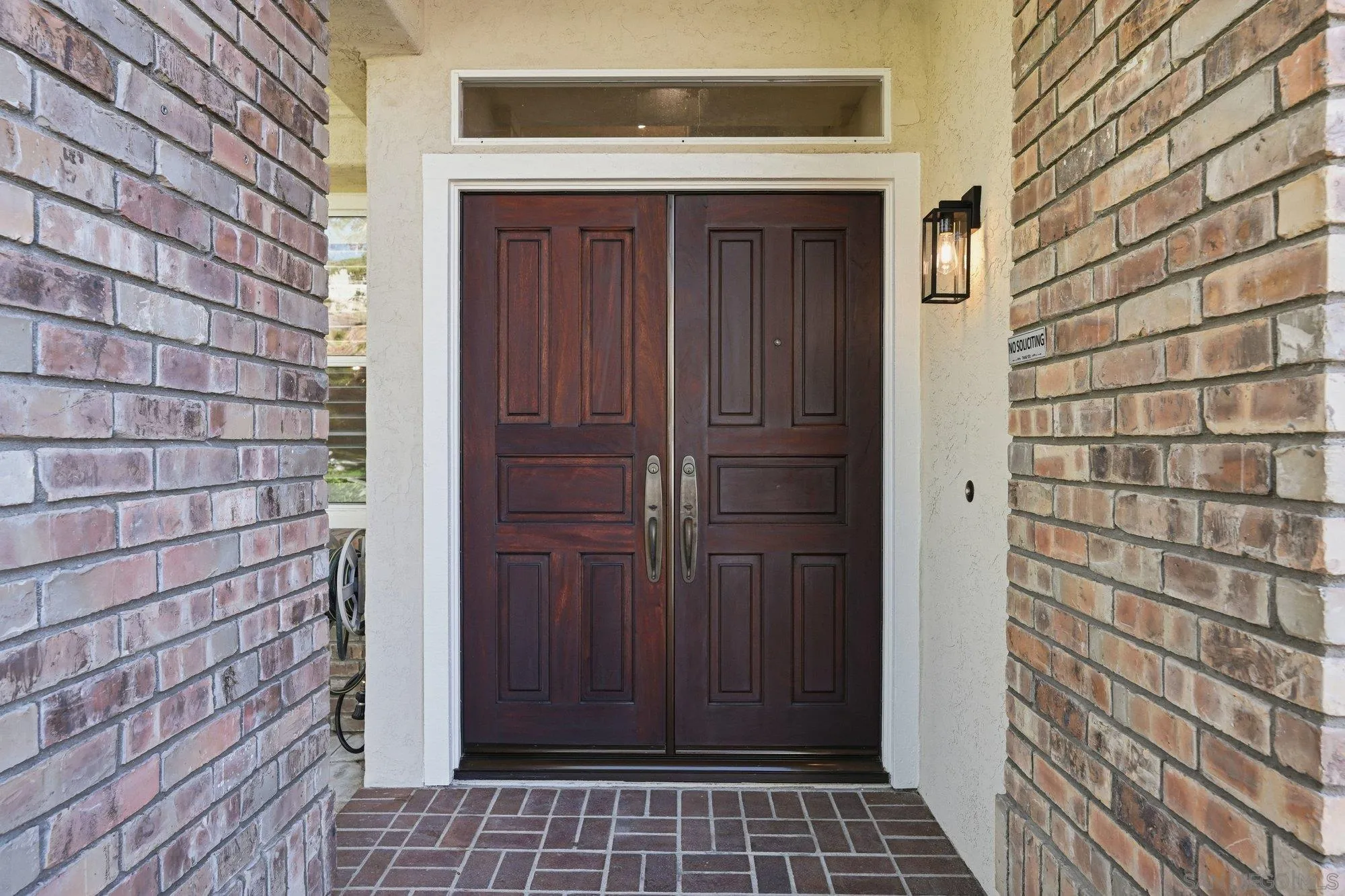 3106 Corte Nina, Carlsbad, CA 92009 3106 Corte Nina, Carlsbad, CA 92009