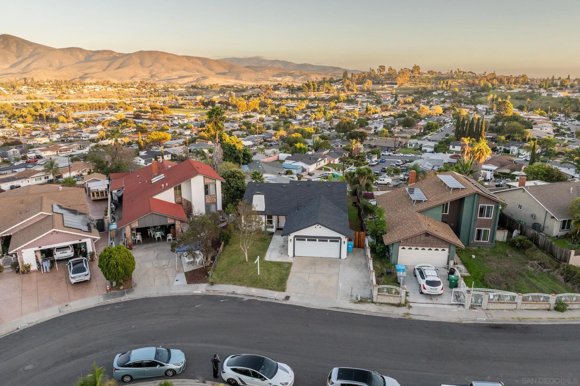 8619 Innsdale Lane, San Diego, CA 92114 8619 Innsdale Lane, San Diego, CA 92114