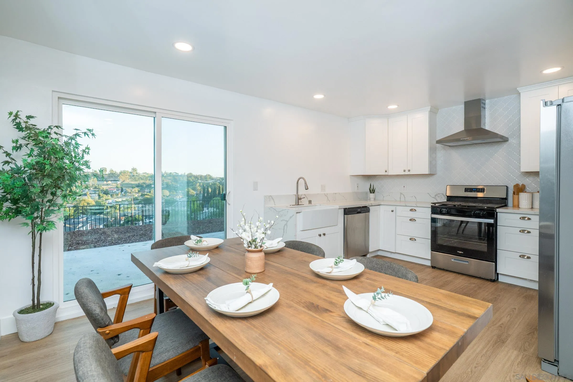 8619 Innsdale Lane, San Diego, CA 92114 8619 Innsdale Lane, San Diego, CA 92114