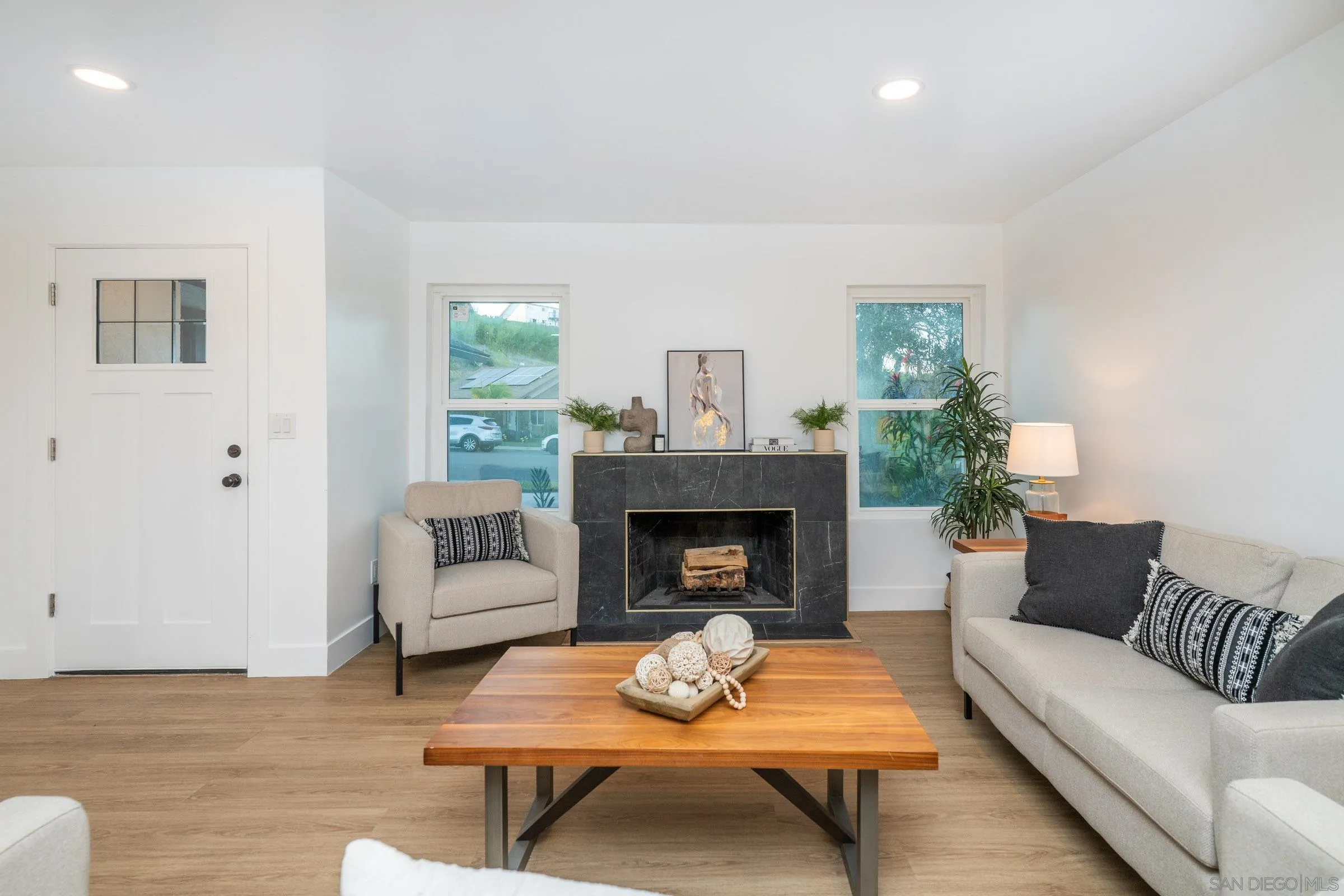 8619 Innsdale Lane, San Diego, CA 92114 8619 Innsdale Lane, San Diego, CA 92114