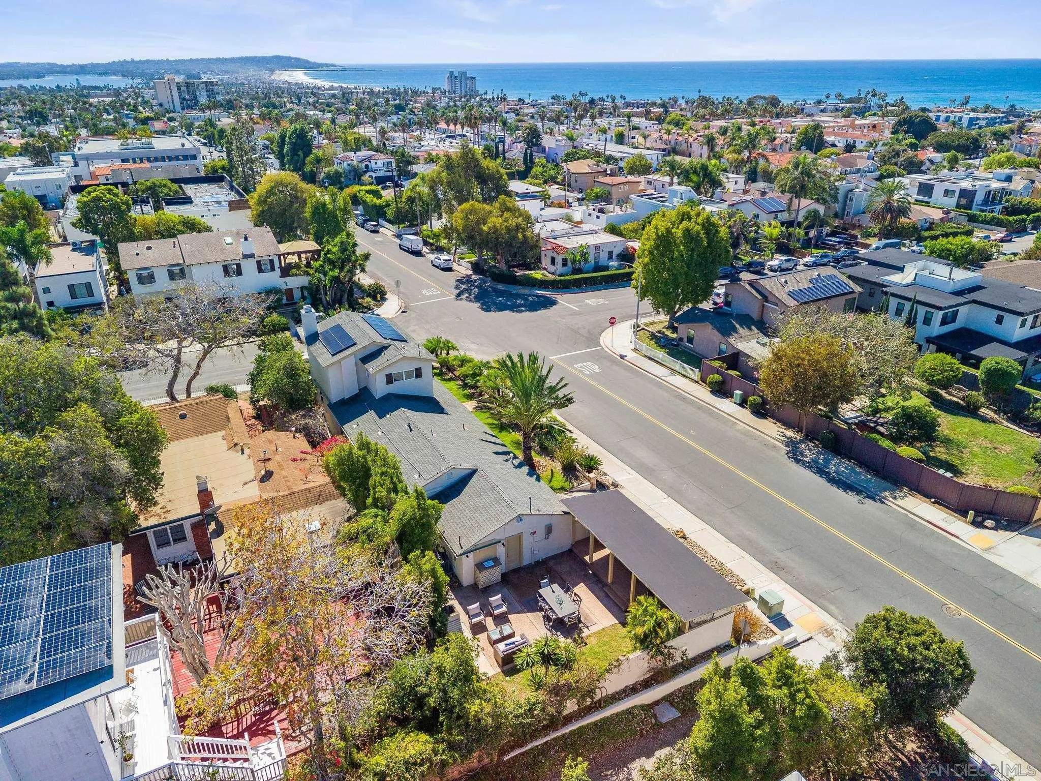 5305 Cass St, San Diego, CA 92109 5305 Cass St, San Diego, CA 92109