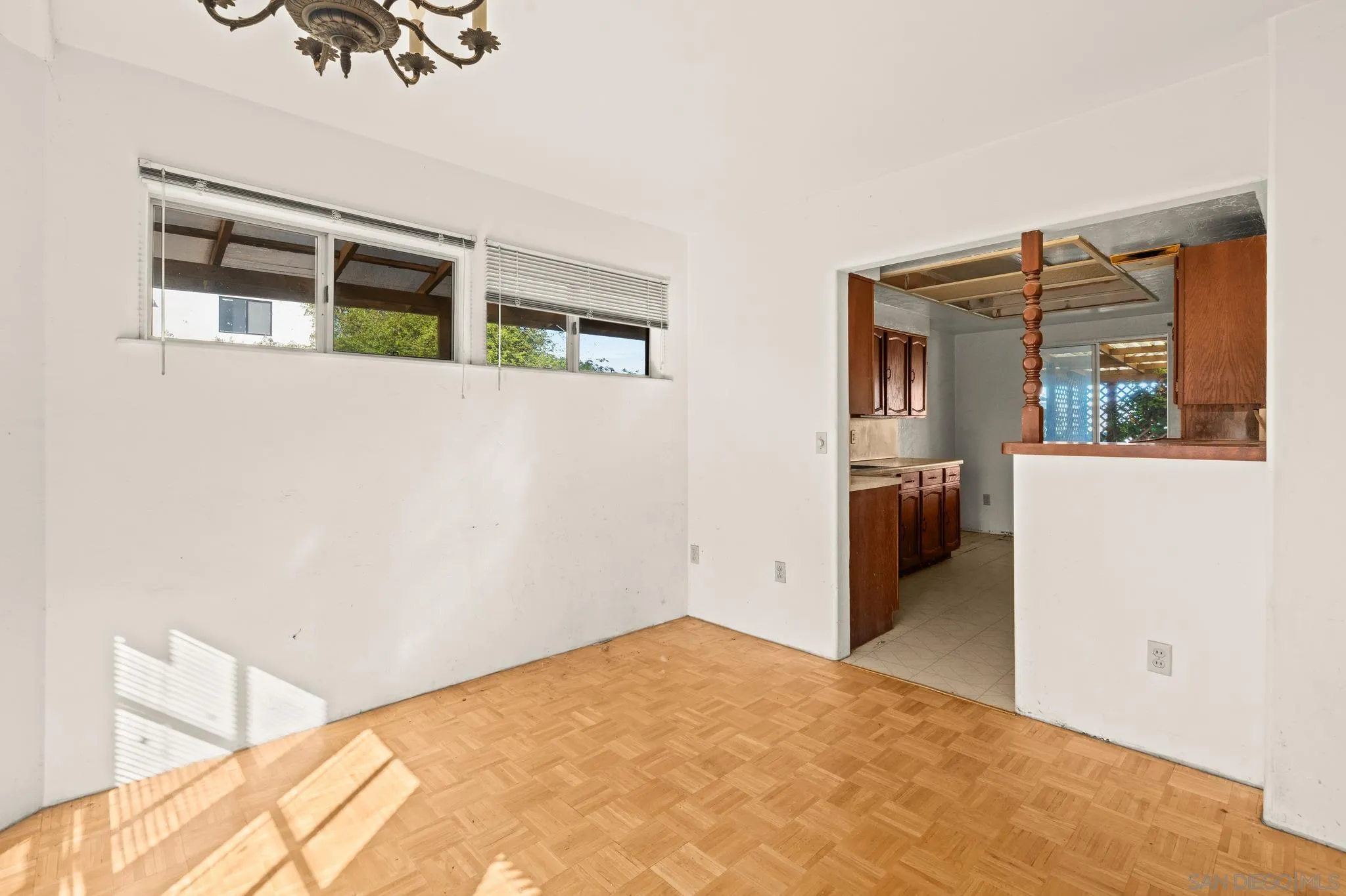 https://cdn.realtyfeed.com/cdn/127/260025880/04136d3c2d7164eeb519b05785fba38b.webp