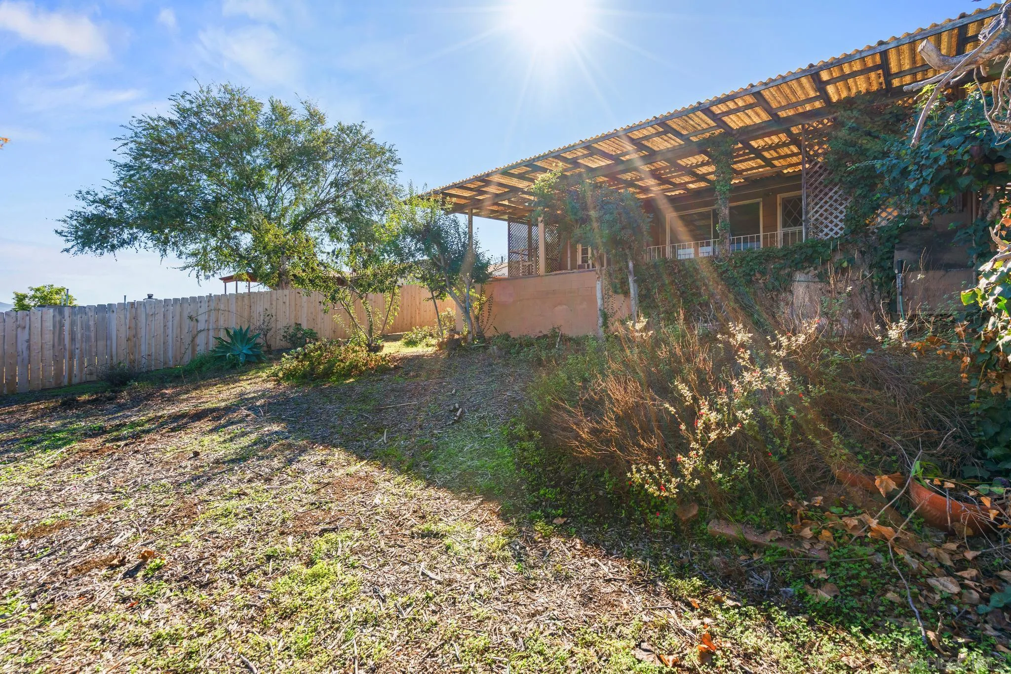https://cdn.realtyfeed.com/cdn/127/260025880/0aa1ce7da110ee0ca9729915aaa68847.webp