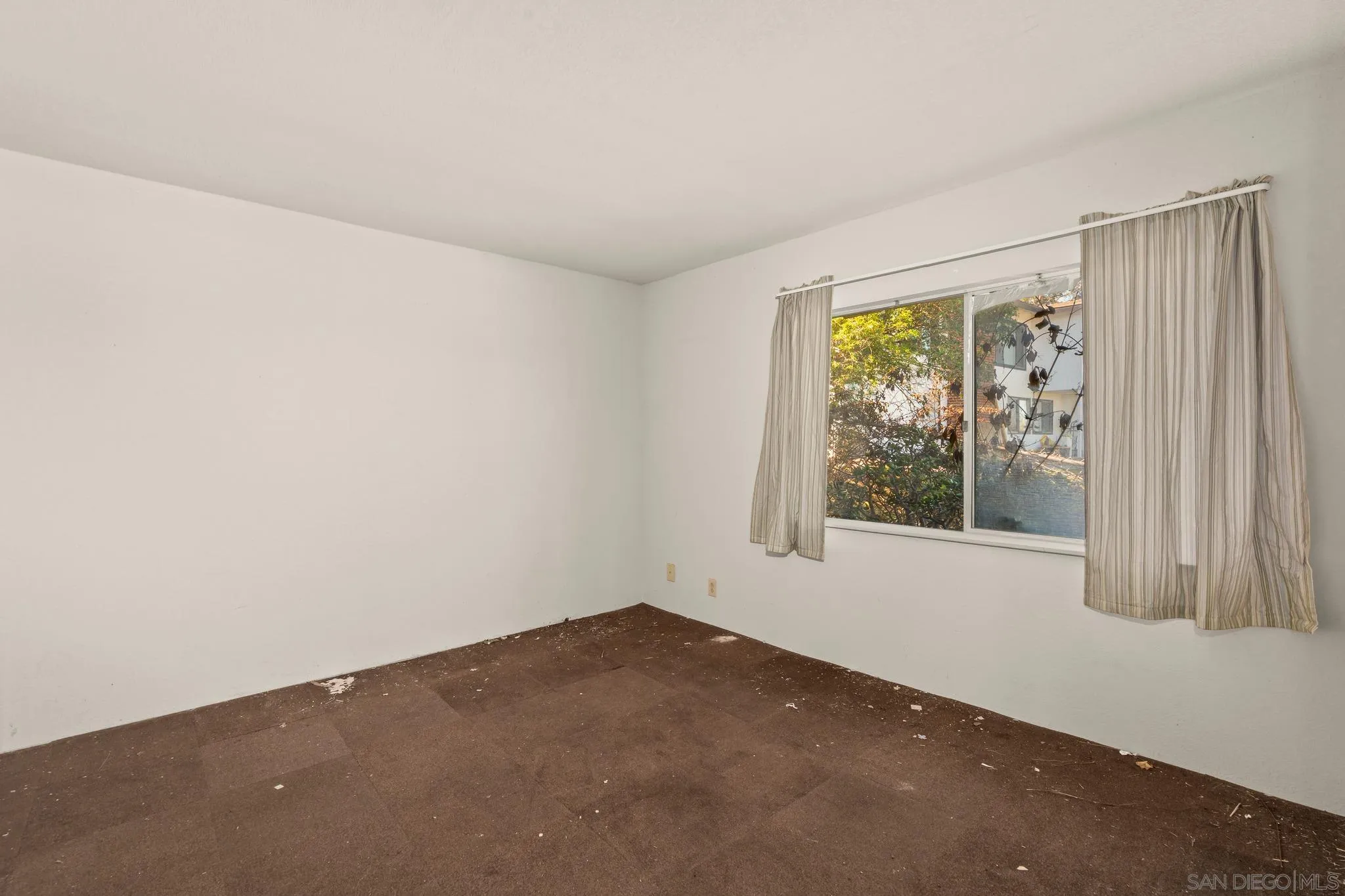 https://cdn.realtyfeed.com/cdn/127/260025880/0ae0a949a9e6e9079073be478ca95b8b.webp