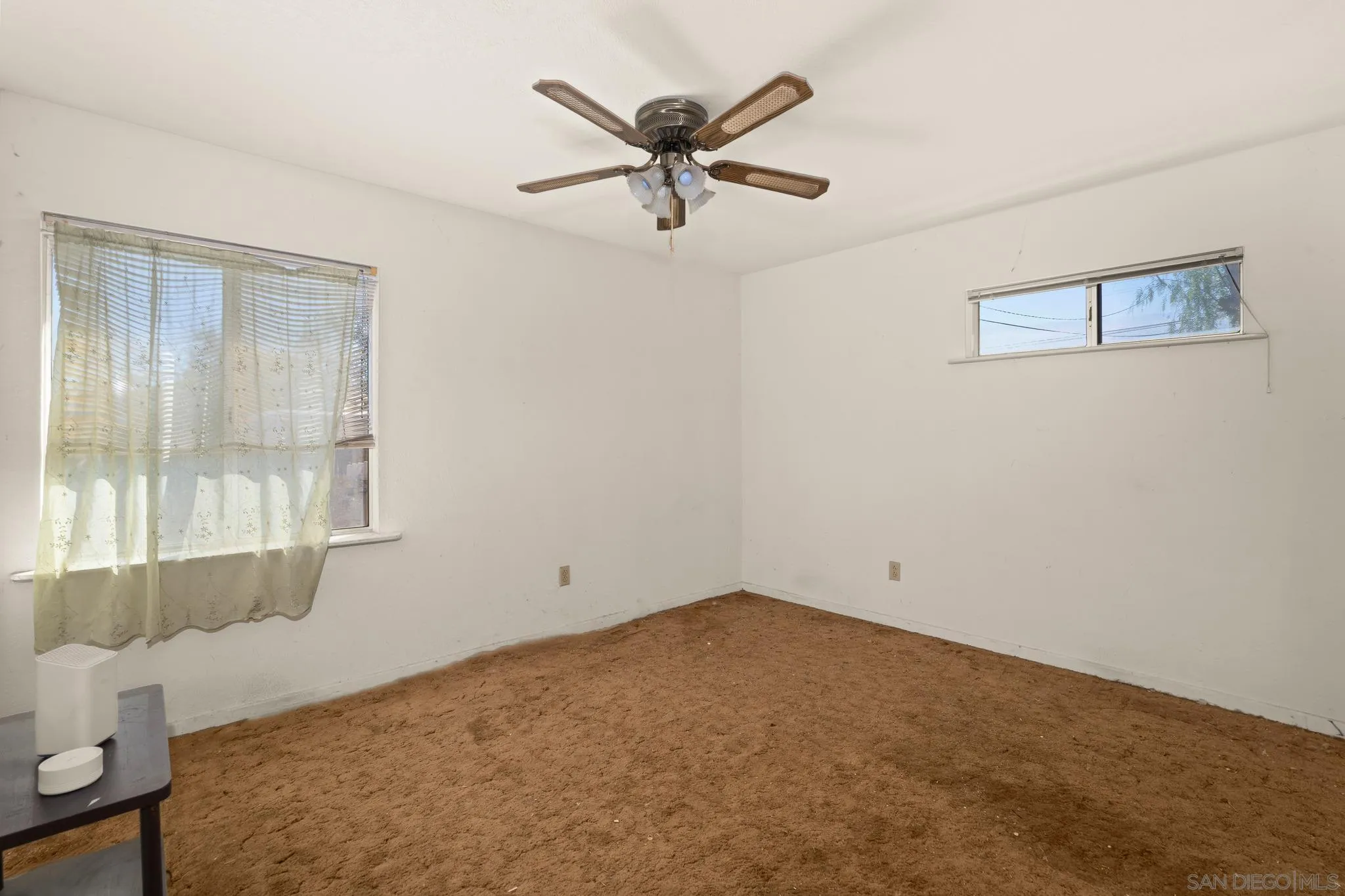 https://cdn.realtyfeed.com/cdn/127/260025880/ecc13837e88145344691e15d9b6bfb8b.webp