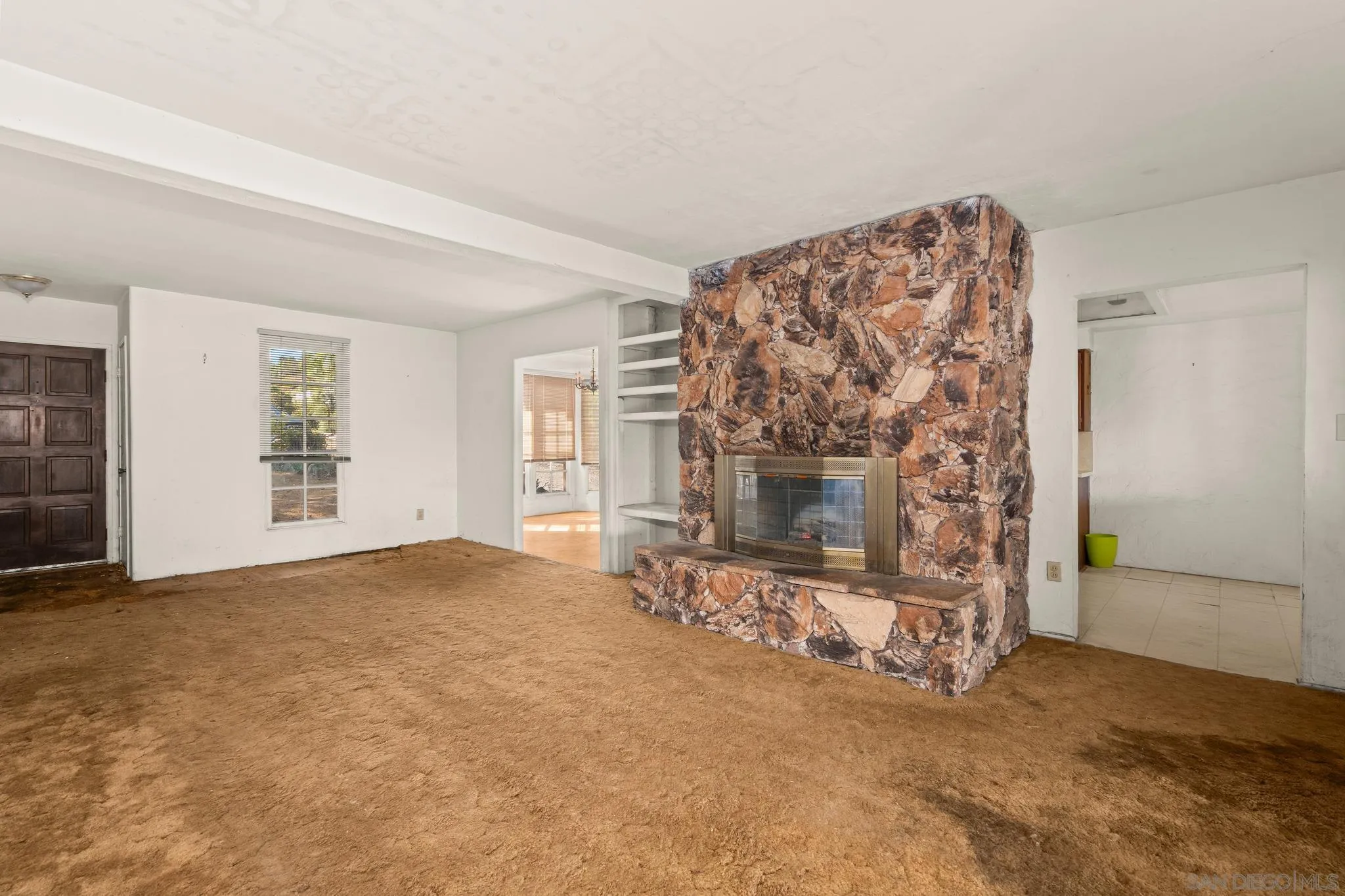 https://cdn.realtyfeed.com/cdn/127/260025880/fcbadb7af9260900a737f5bcfaa6149c.webp