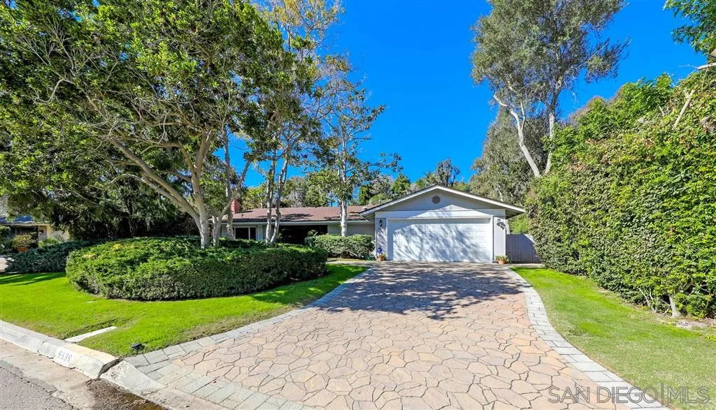 La Jolla, CA 92037