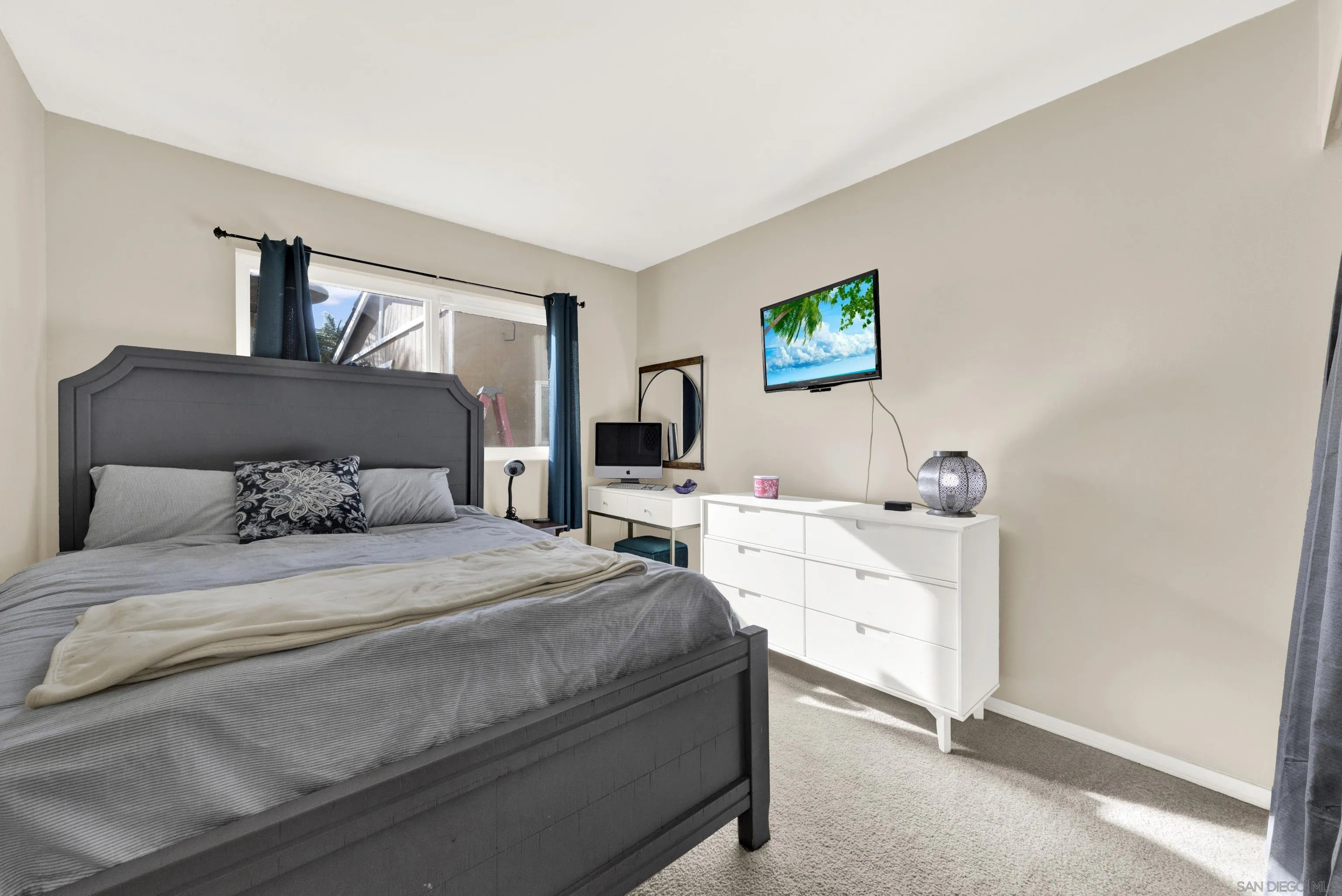 https://cdn.realtyfeed.com/cdn/127/260025888/036a1fb6d26b0c781f36d23b7fa22f0a.webp