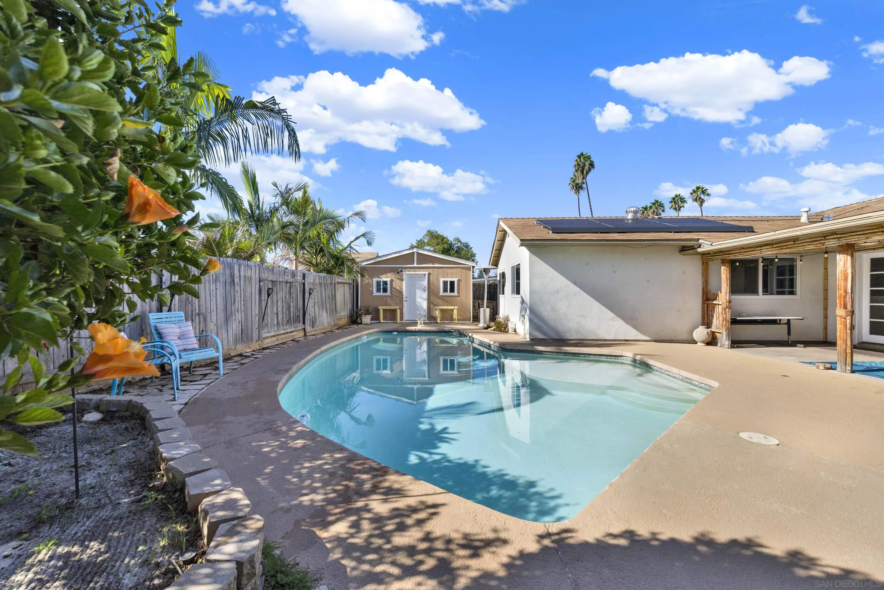 https://cdn.realtyfeed.com/cdn/127/260025888/39d1f1227fb6ba3ceabe0b1d3abcf50d.webp