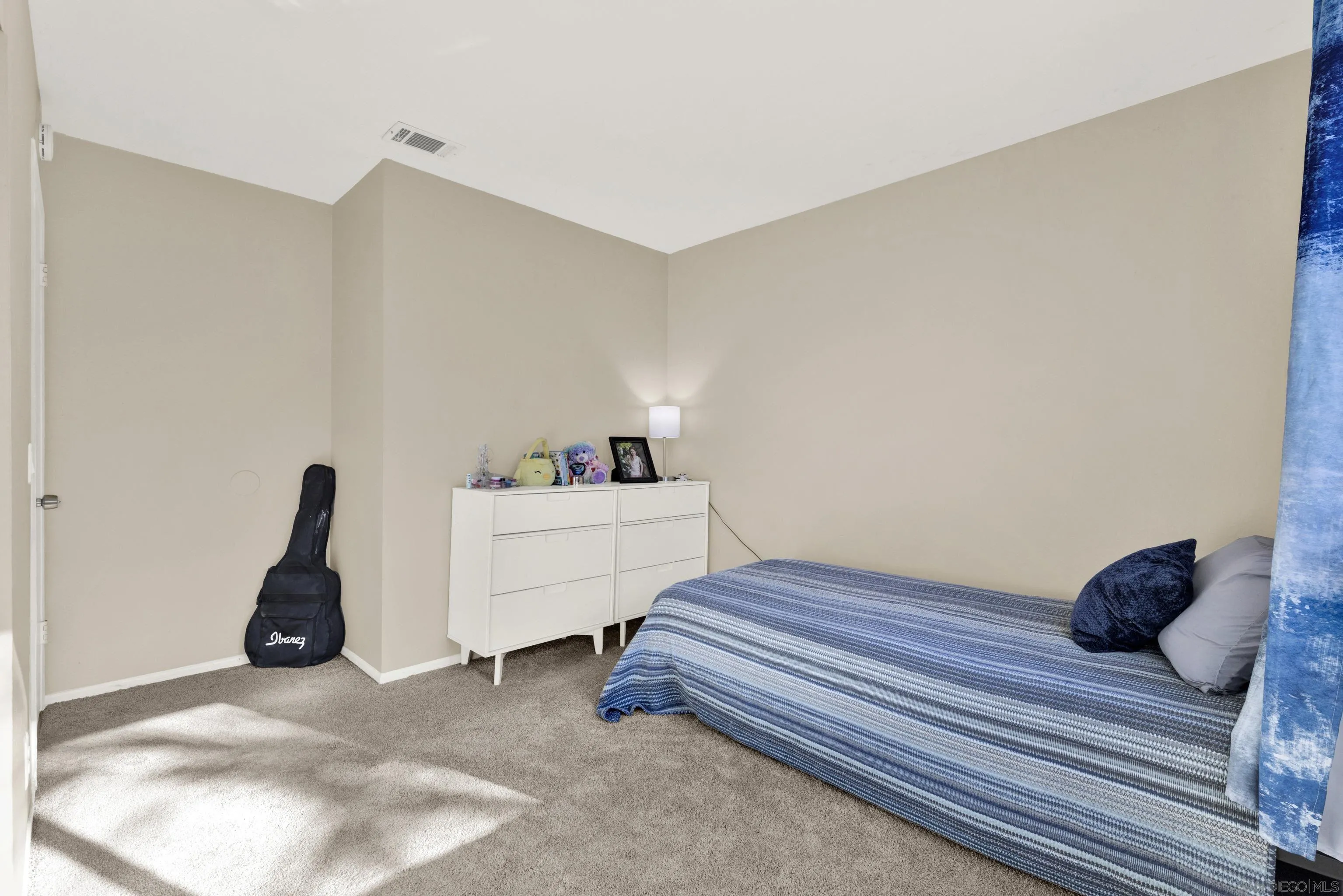 https://cdn.realtyfeed.com/cdn/127/260025888/6d8c8fea237a7f5fc619af6f0108c678.webp