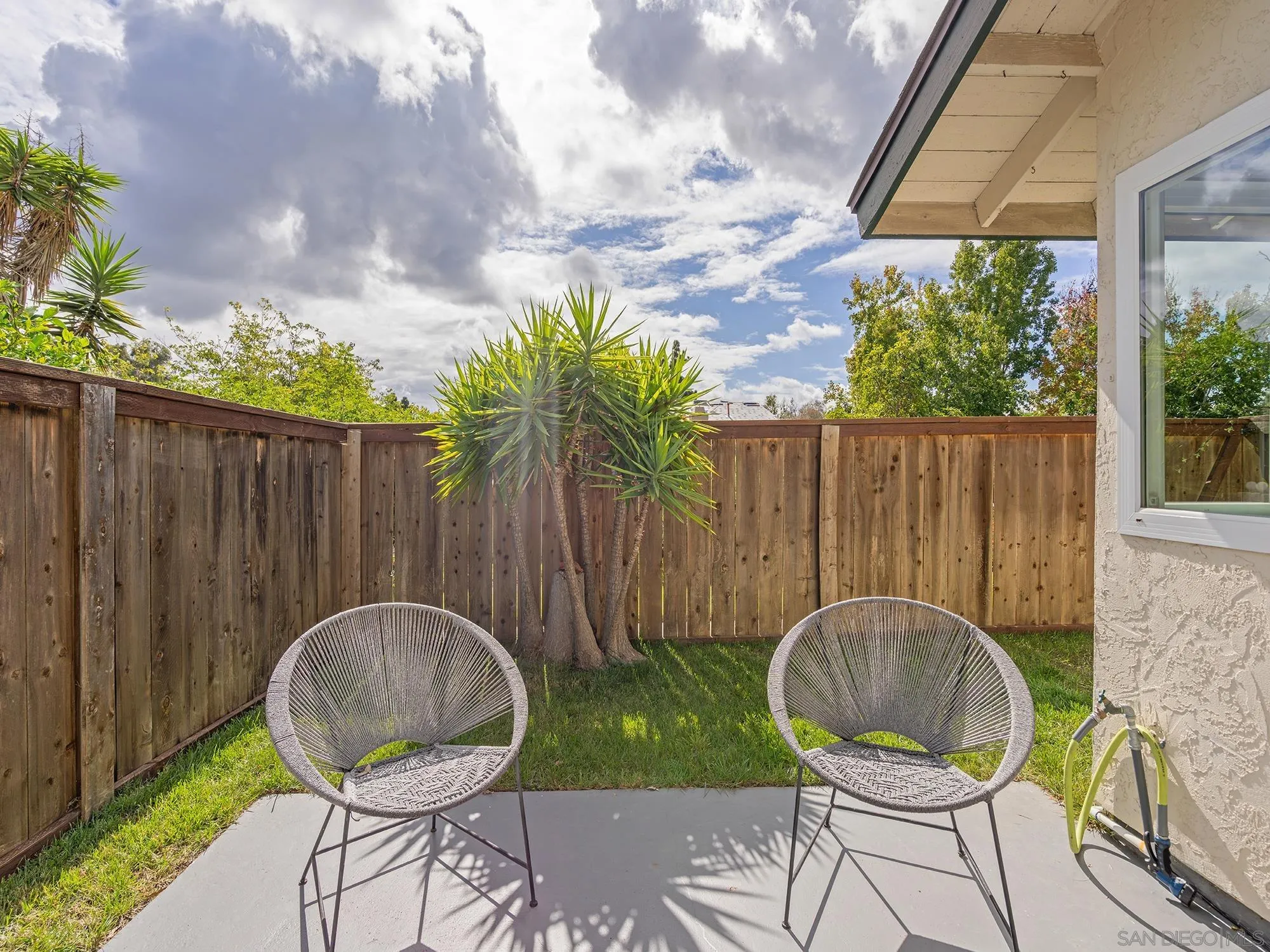 https://cdn.realtyfeed.com/cdn/127/260025889/1f2f45dbfb07f50d63b08a31d812d896.webp