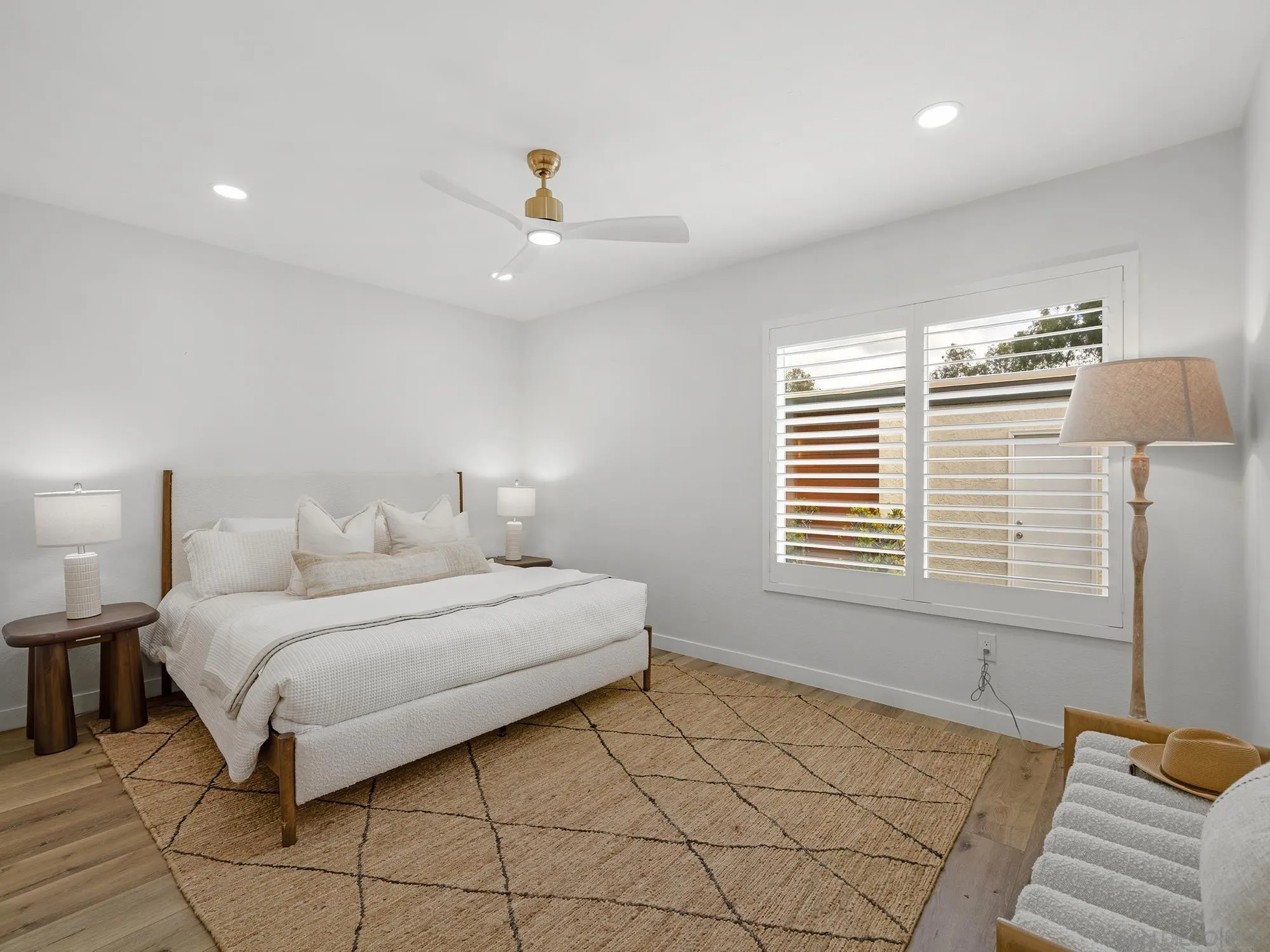 https://cdn.realtyfeed.com/cdn/127/260025889/4f15a081d719ec7826dac92b8fa09161.webp