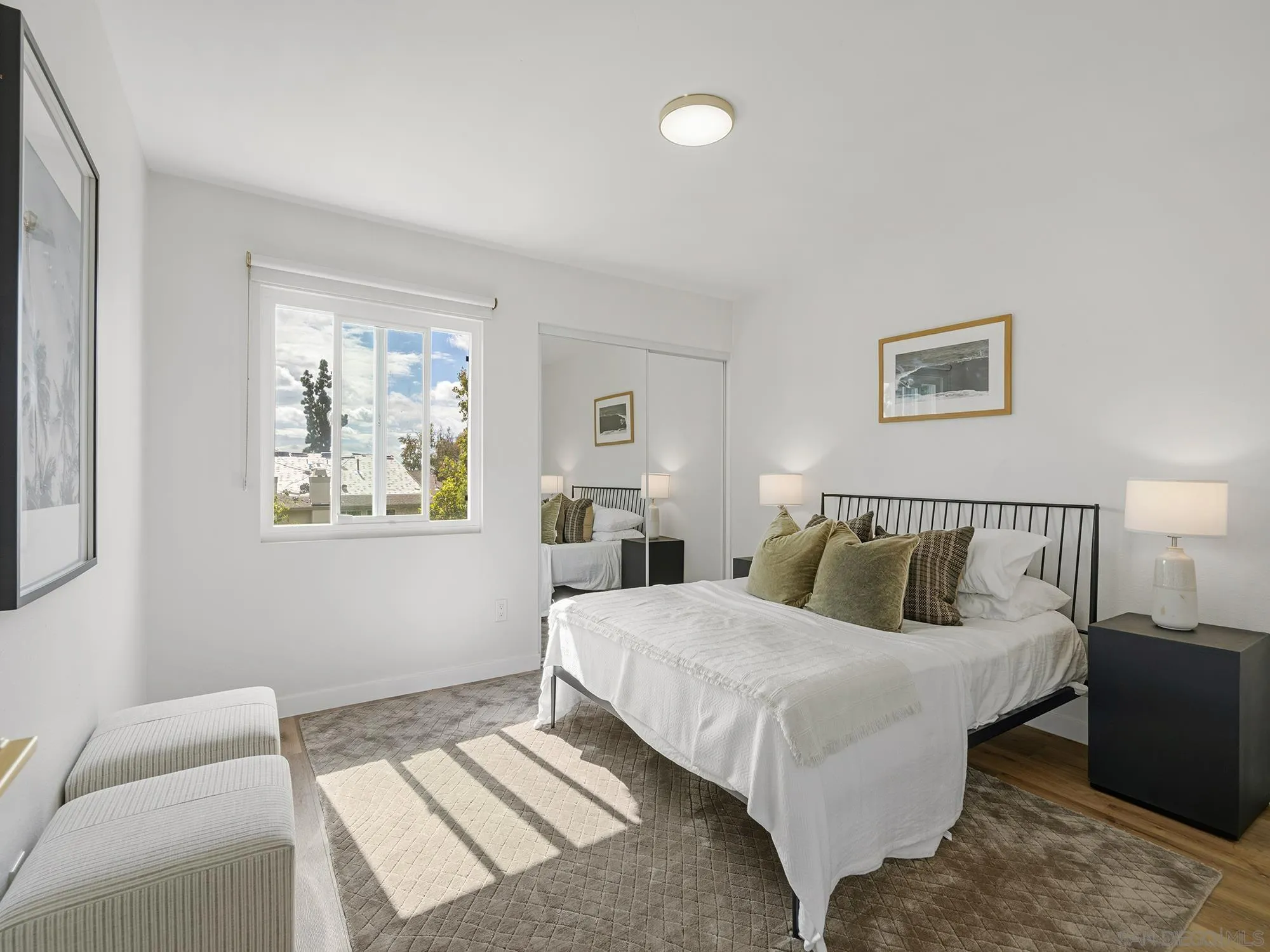 https://cdn.realtyfeed.com/cdn/127/260025889/e64a9af26966b896ec10c08e185bd9c4.webp