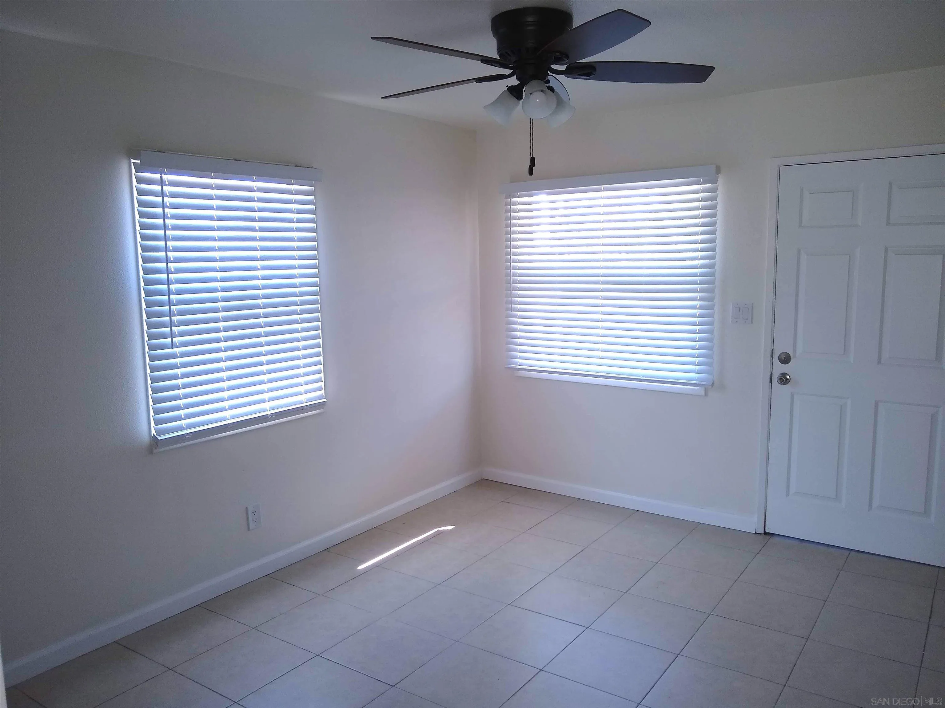 131-37 30Th Street, San Diego, CA 92102 Unit 133 (upstairs 1 bedroom)