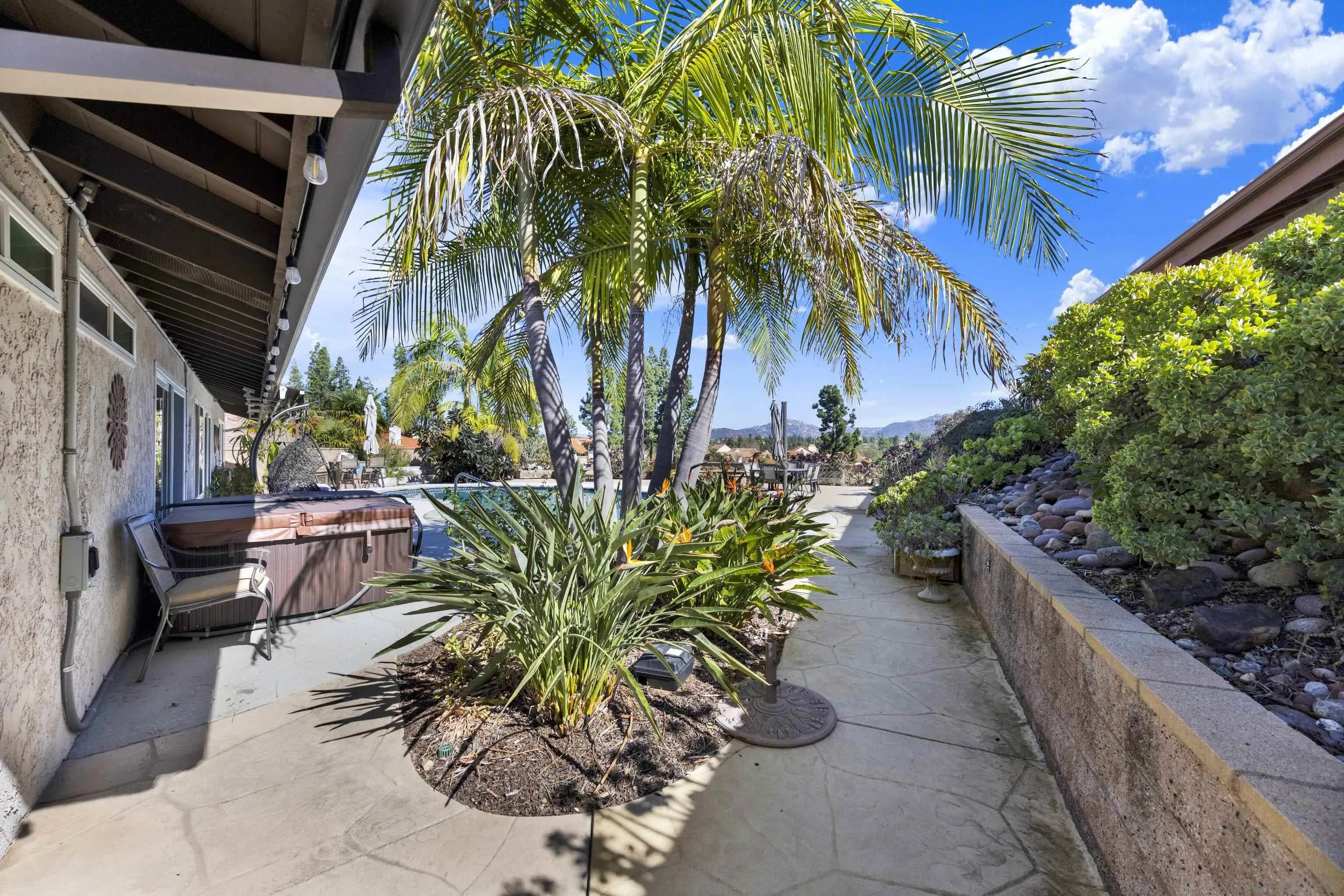 17361 Regalo, San Diego, CA 92128