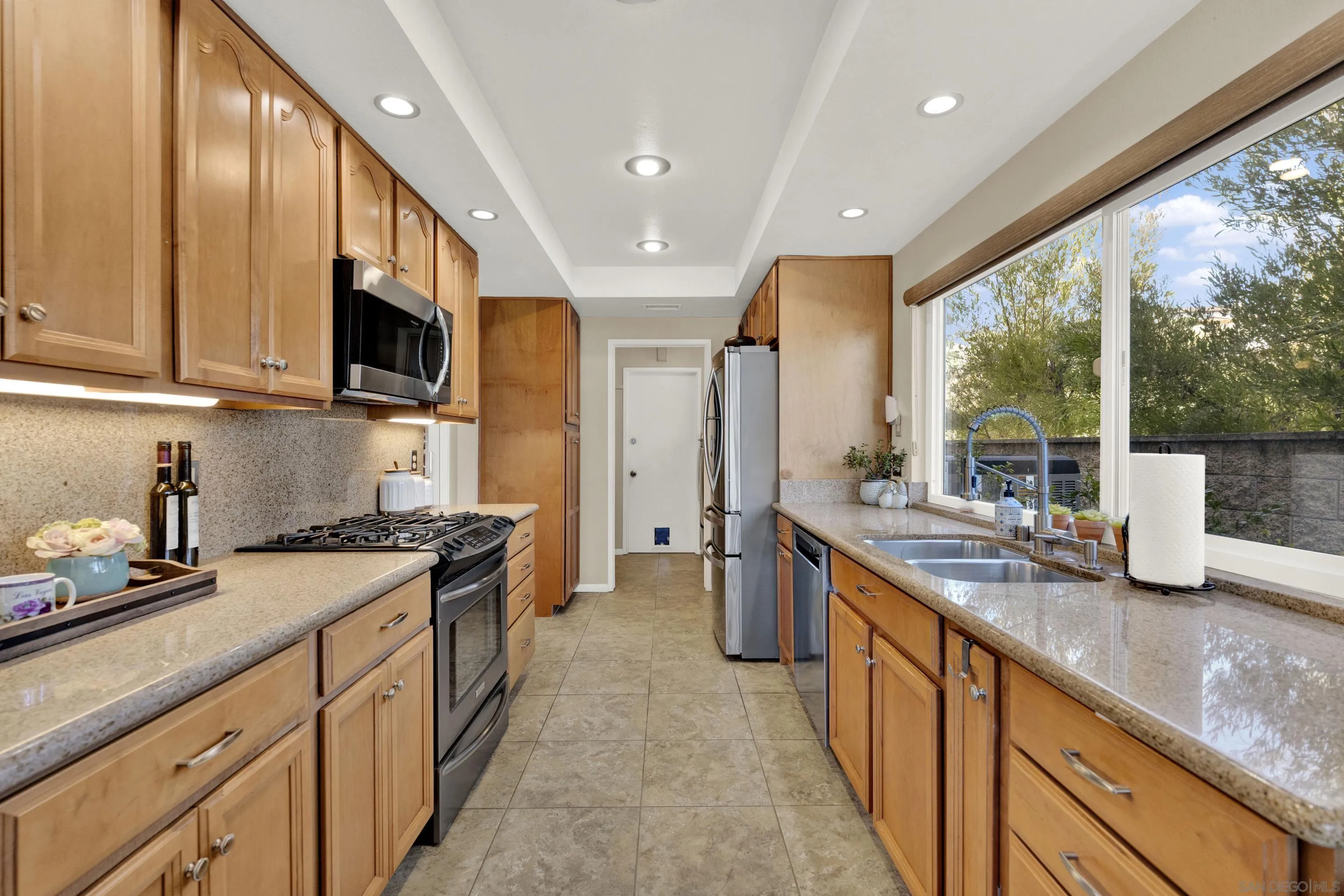 17361 Regalo, San Diego, CA 92128 17361 Regalo, San Diego, CA 92128