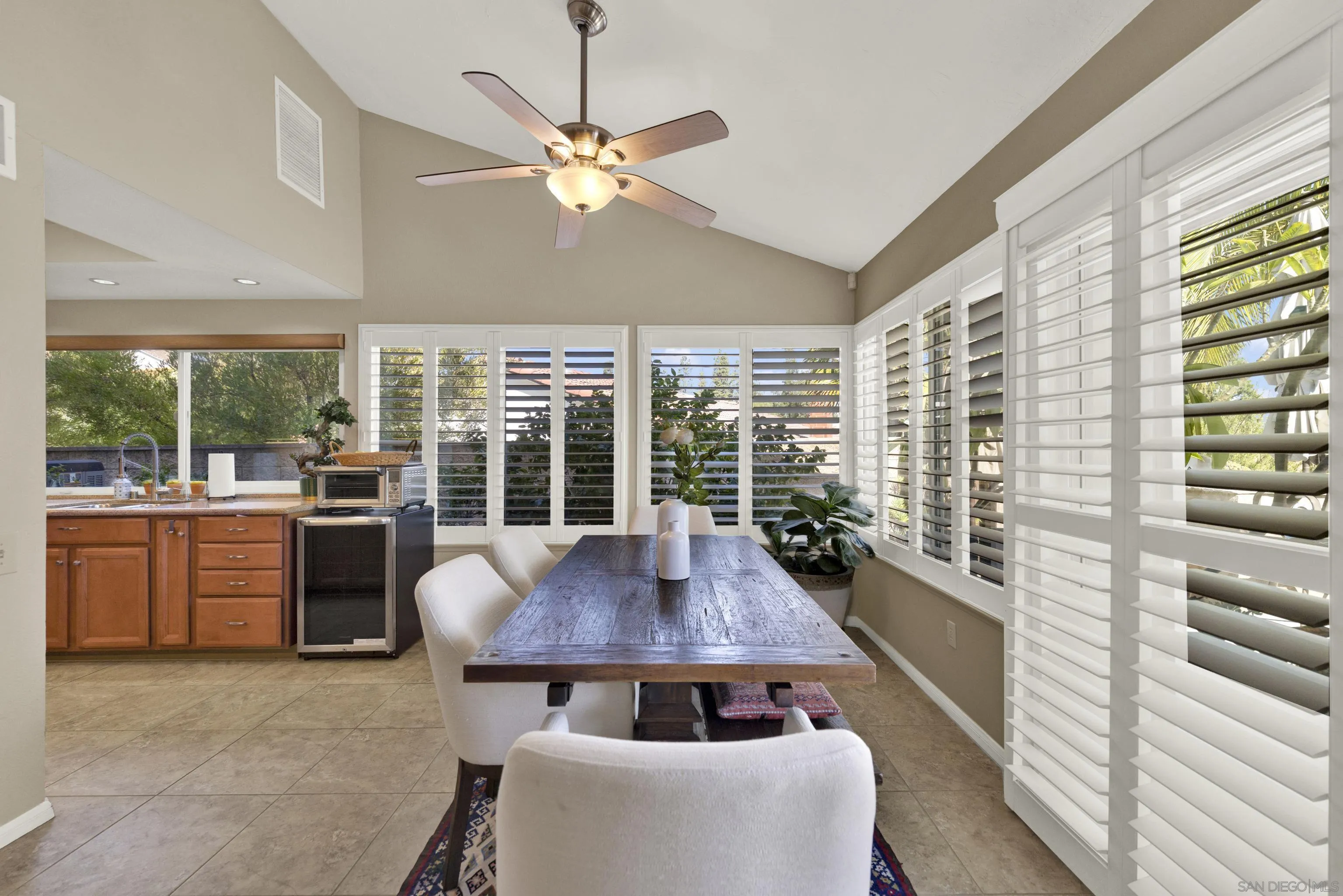 17361 Regalo, San Diego, CA 92128 17361 Regalo, San Diego, CA 92128