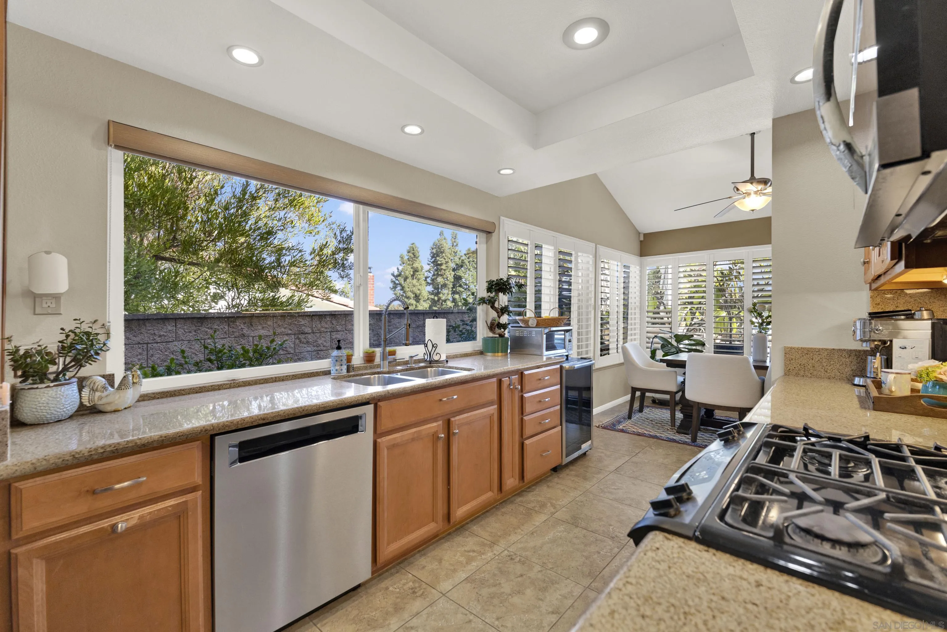 17361 Regalo, San Diego, CA 92128 17361 Regalo, San Diego, CA 92128