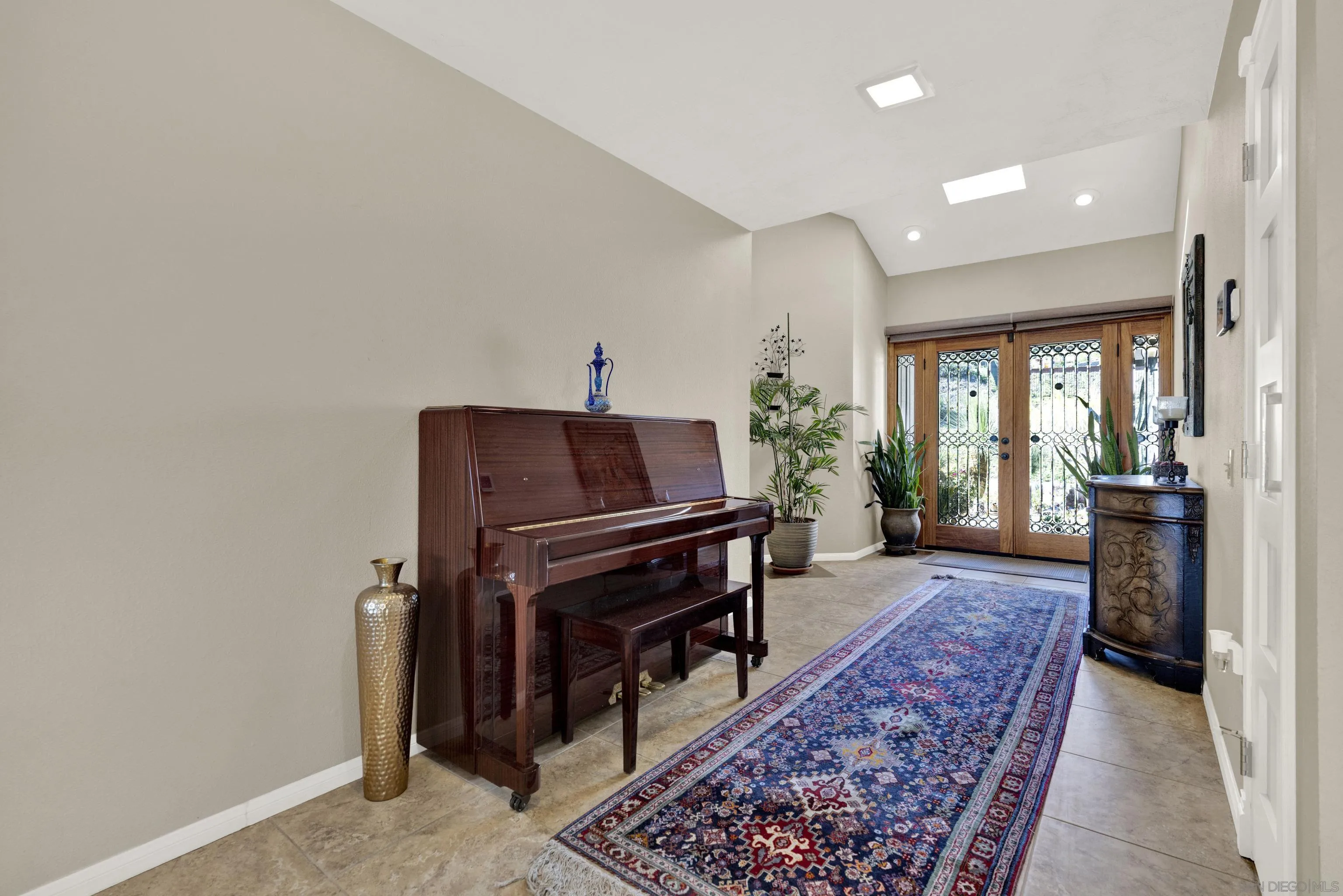 17361 Regalo, San Diego, CA 92128 17361 Regalo, San Diego, CA 92128