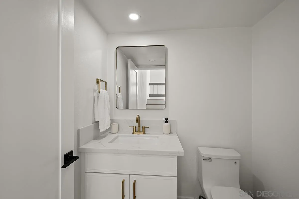 https://cdn.realtyfeed.com/cdn/127/260025904/83d041e0916e4236dc756a5092e7b3f2.webp