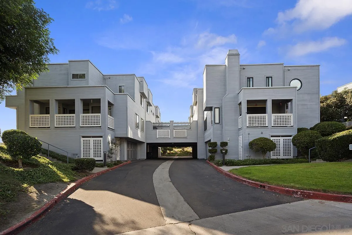 https://cdn.realtyfeed.com/cdn/127/260025904/da5a2bf38f59ecc2be6eb2a483700eb7.webp