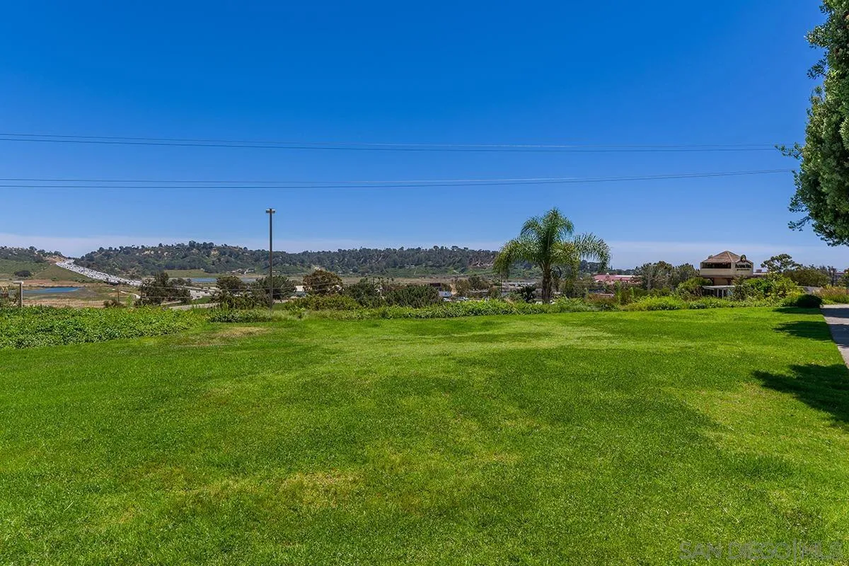 https://cdn.realtyfeed.com/cdn/127/260025904/f376b256f90f082c3662f33ebfae8bd6.webp