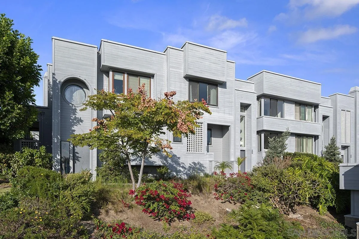 https://cdn.realtyfeed.com/cdn/127/260025904/ffe602c6dc9efe0b753a4c3974ecce5b.webp