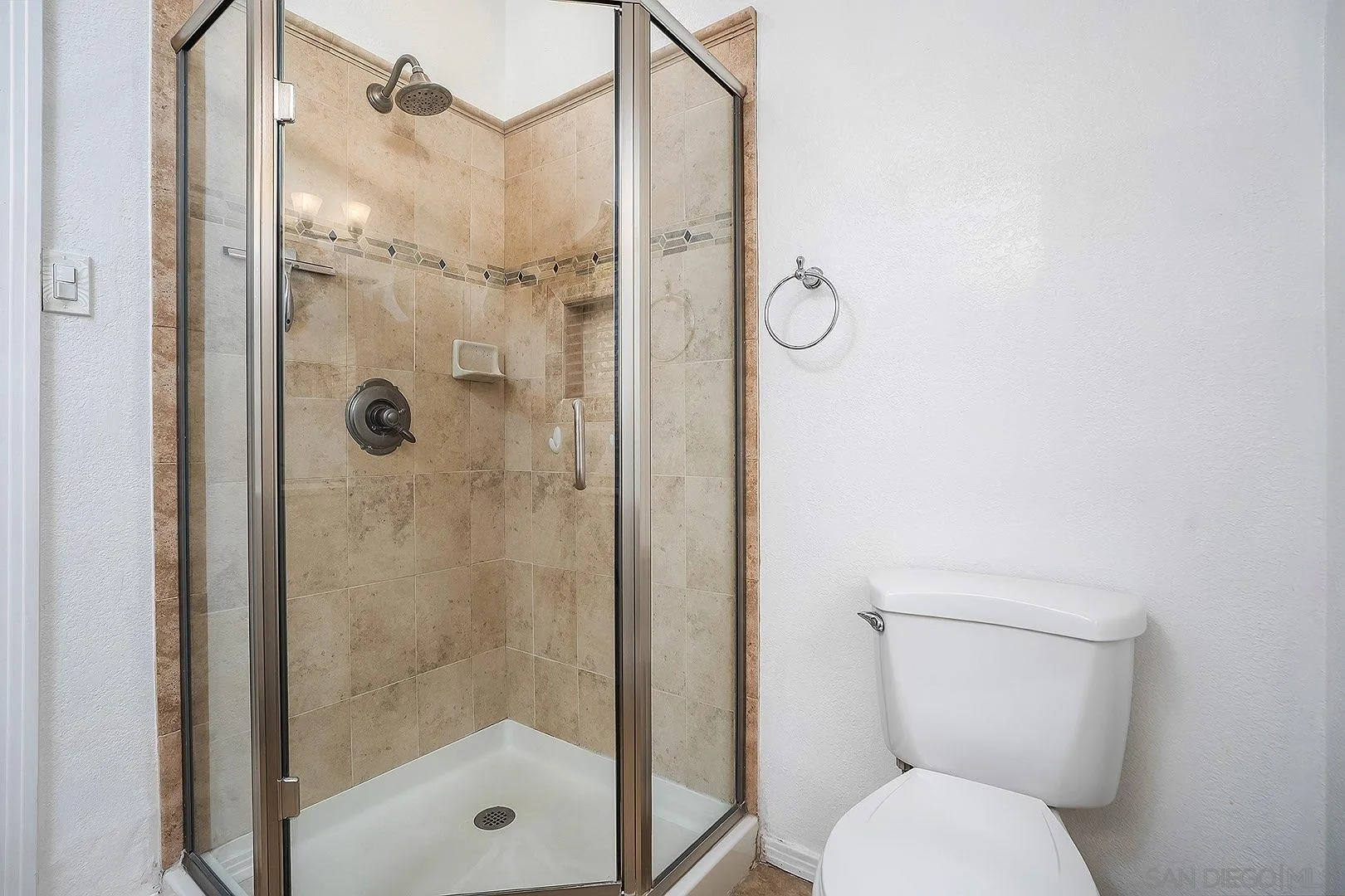 https://cdn.realtyfeed.com/cdn/127/260025908/21d4614cc3db857e14d2b10ce88d2d59.webp