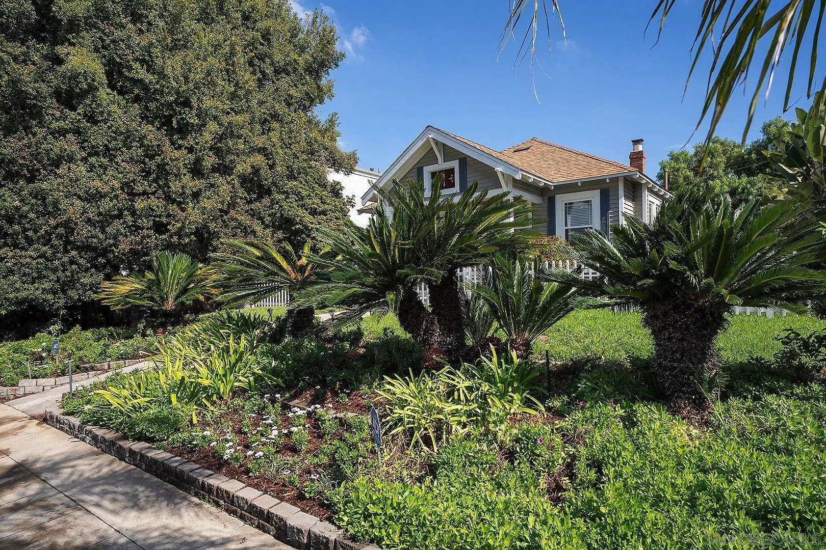 3667 Arizona Street, San Diego, CA 92104 3667 Arizona Street, San Diego, CA 92104