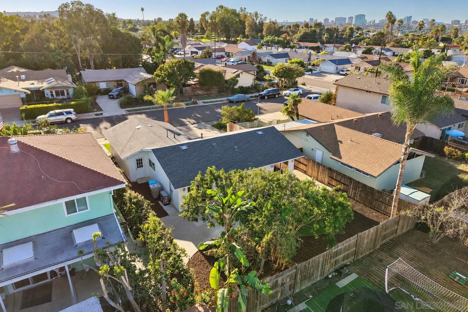 7235 Whipple Ave, San Diego, CA 92122 7235 Whipple Ave, San Diego, CA 92122