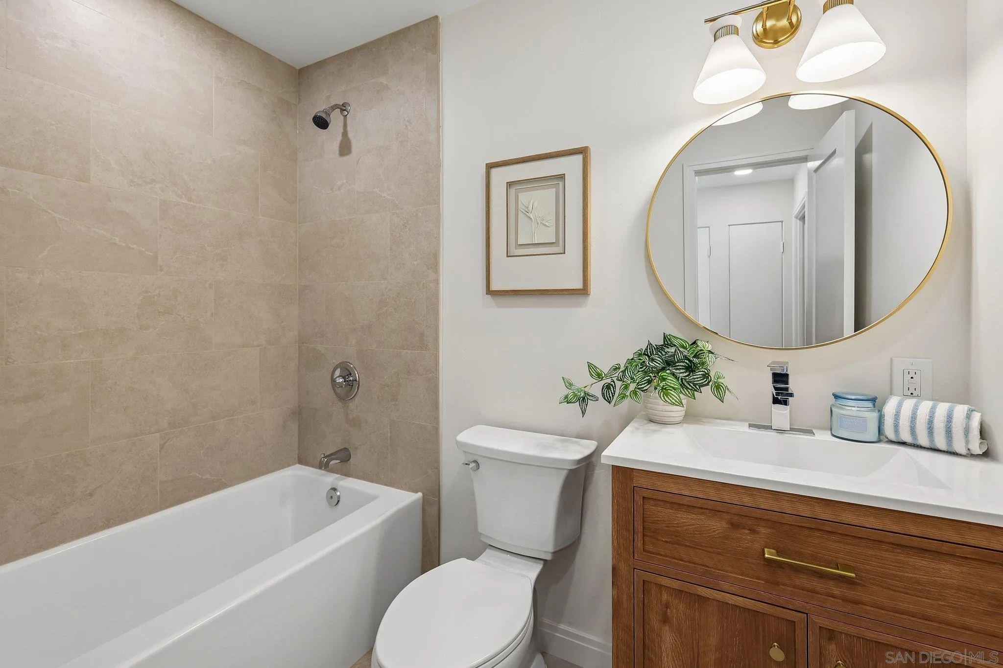 7235 Whipple Ave, San Diego, CA 92122 7235 Whipple Ave, San Diego, CA 92122